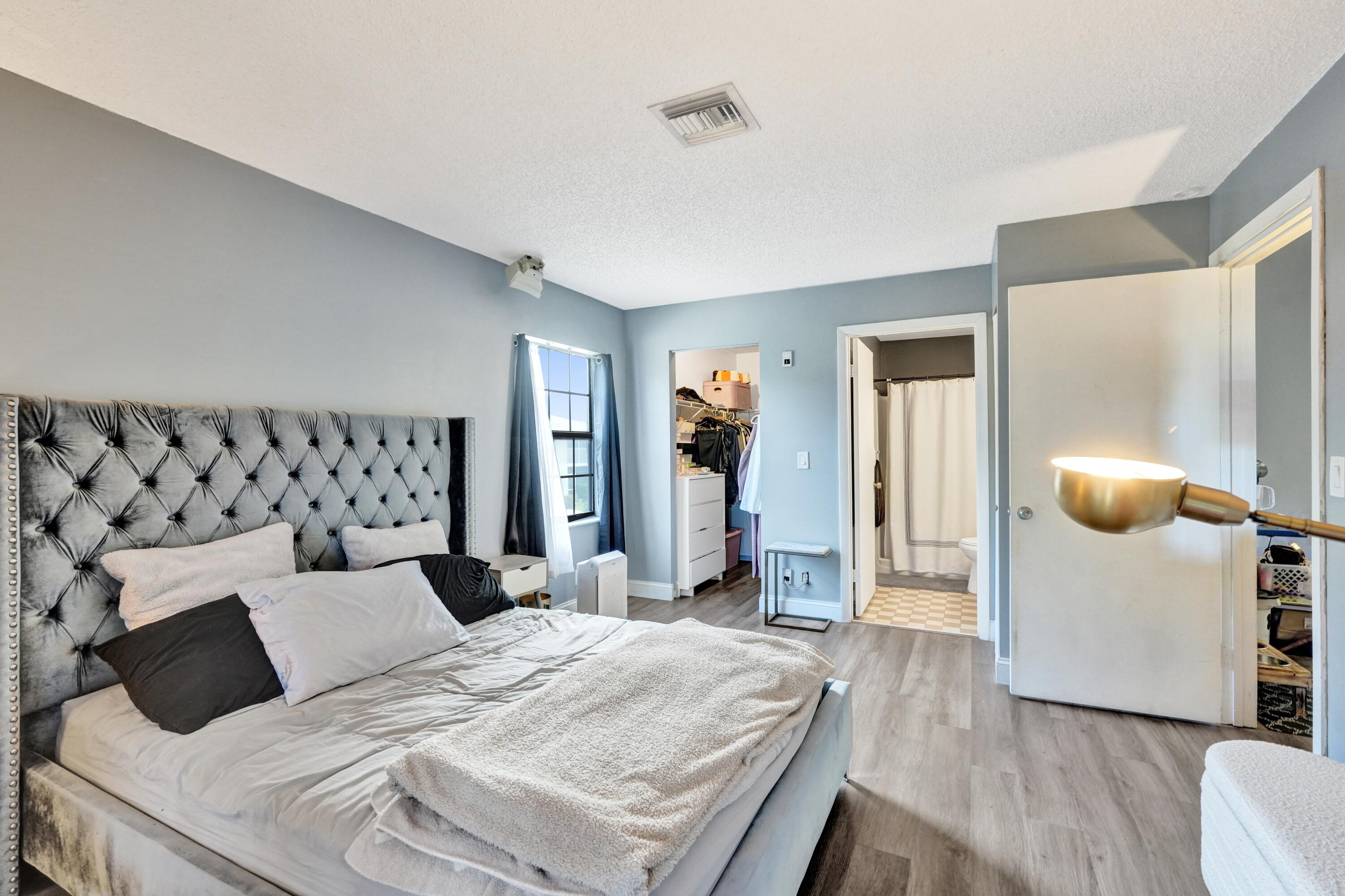 PINE HOLLOW CONDO - Residential