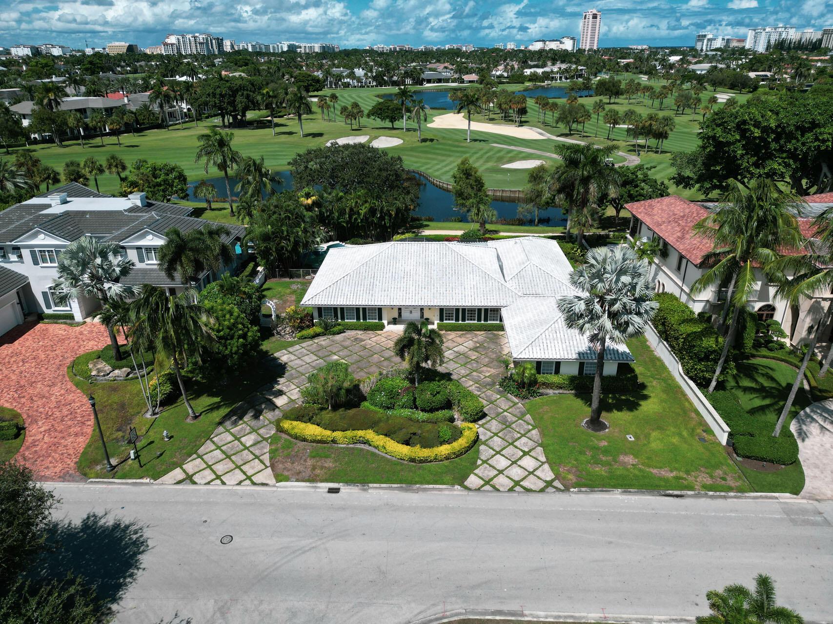 ROYAL PALM YACHT & COUNTRY CLUB - Residential