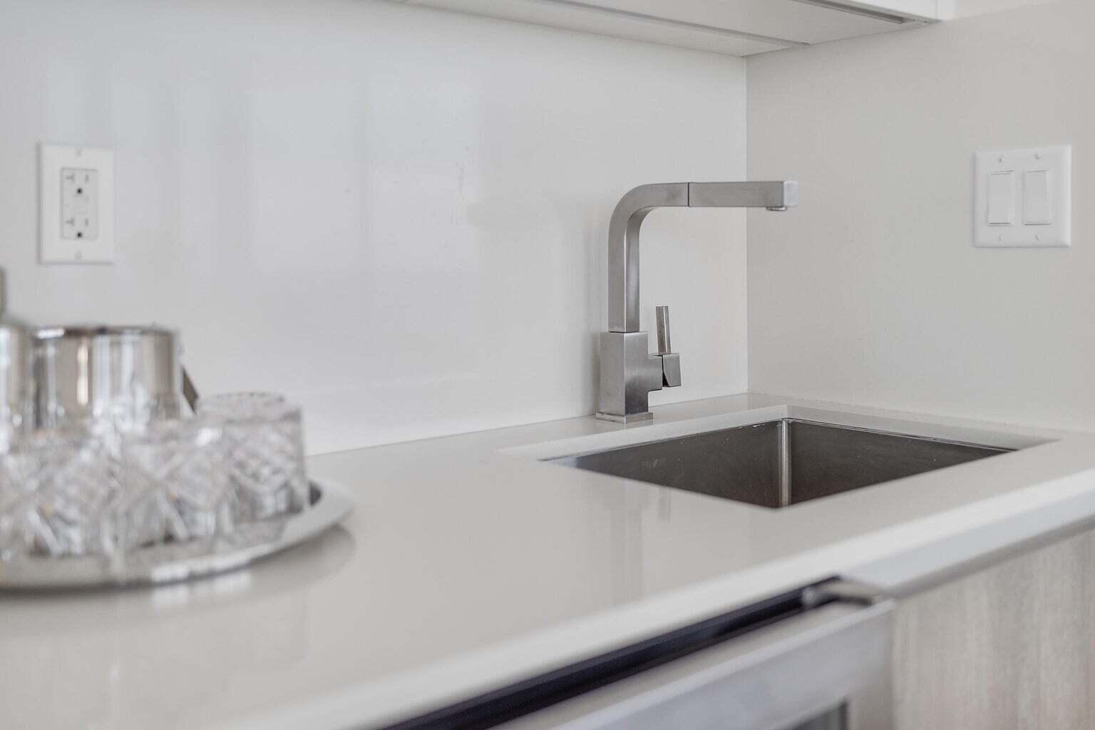 AMRIT OCEAN RESORT CONDO - Residential