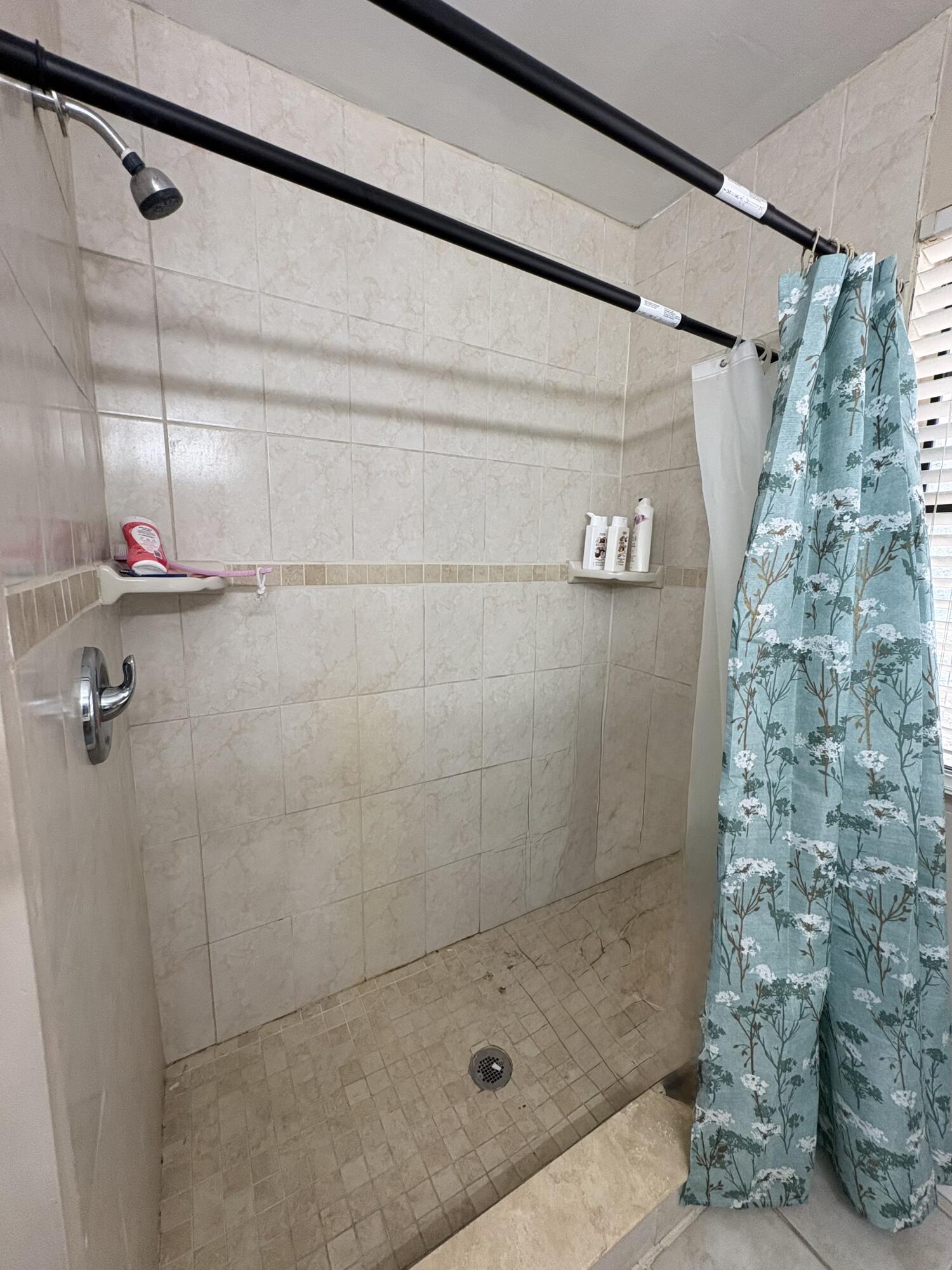MONTURA RANCH ESTATES 1 ST S/D - Residential