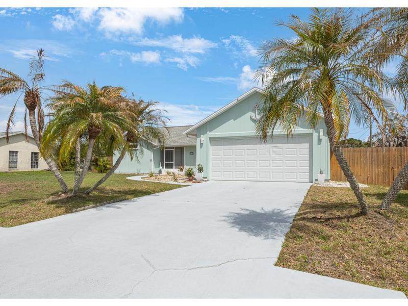 SEBASTIAN HIGHLANDS UNIT 4 - Residential