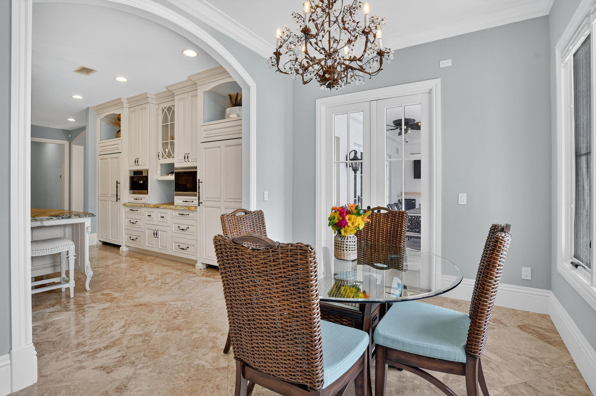 ROYAL PALM YACHT & COUNTRY CLUB - Residential