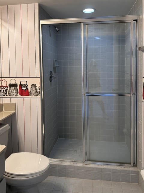 GLENEAGLES CONDO VI - Residential