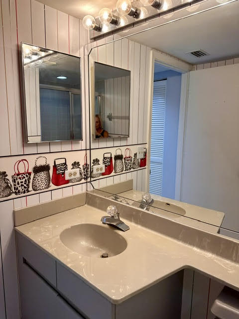 GLENEAGLES CONDO VI - Residential