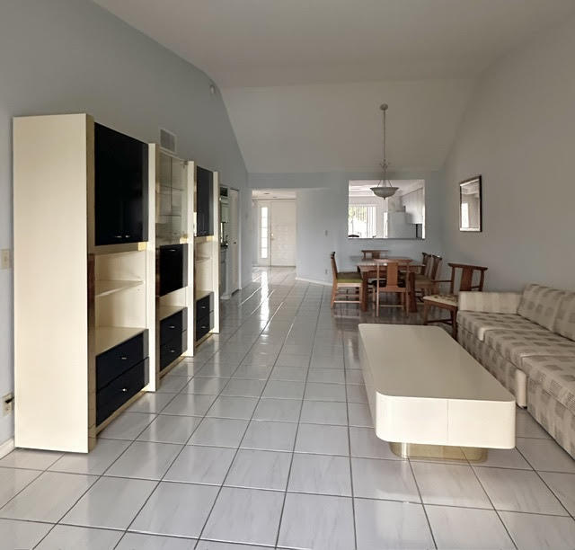 GLENEAGLES CONDO VI - Residential