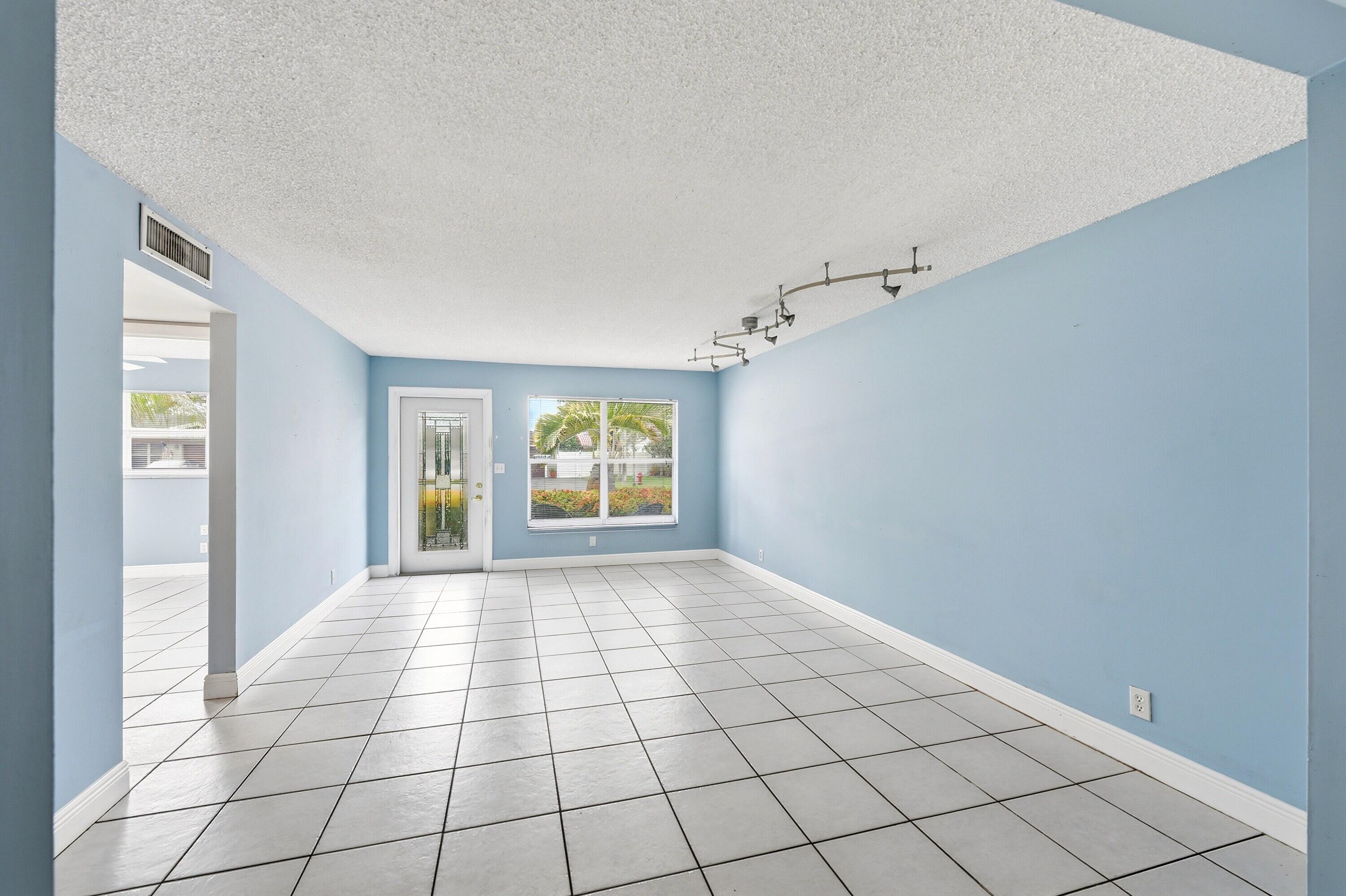 PALM-AIRE VILLAGE 2ND SEC - Residential
