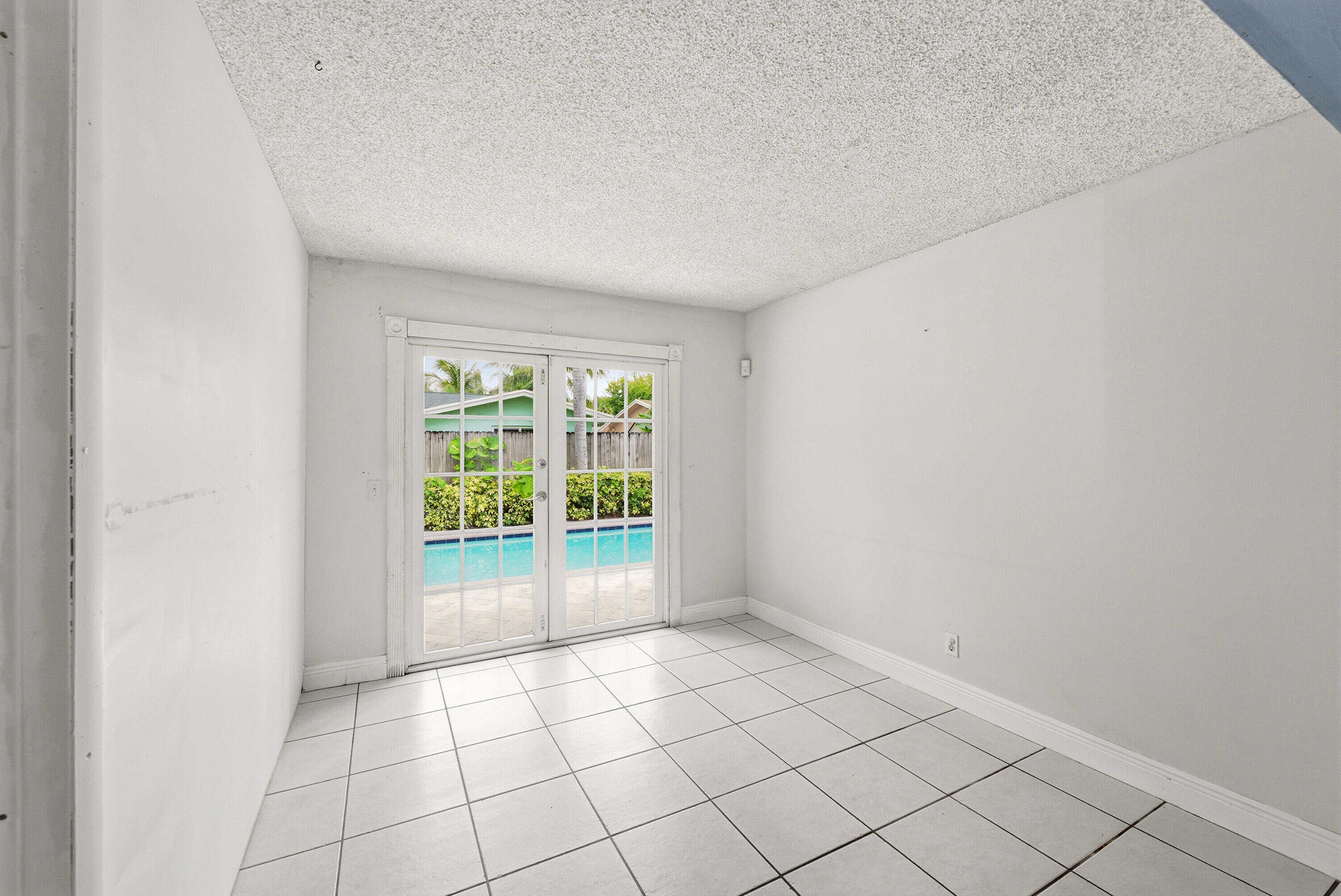 PALM-AIRE VILLAGE 2ND SEC - Residential