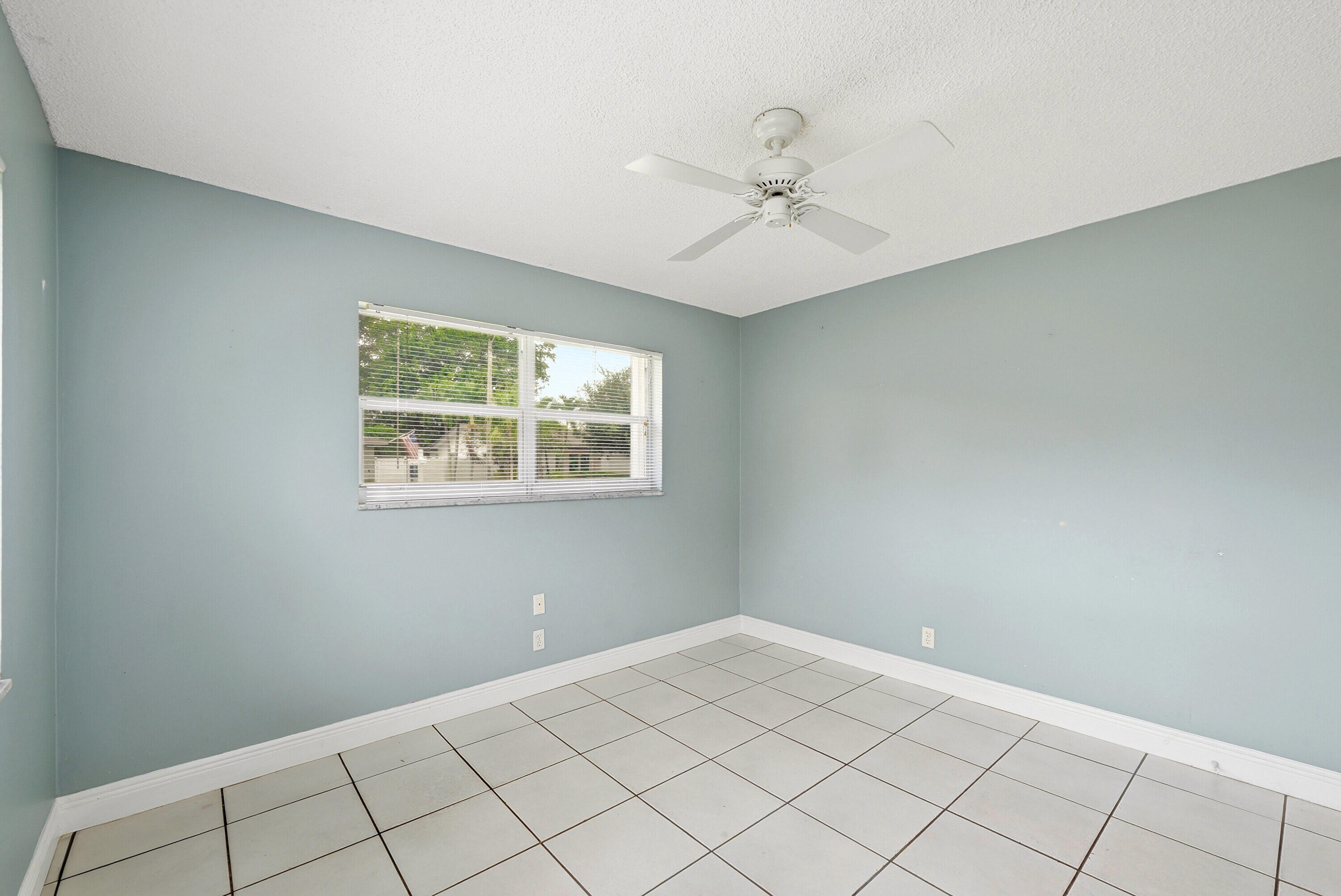 PALM-AIRE VILLAGE 2ND SEC - Residential