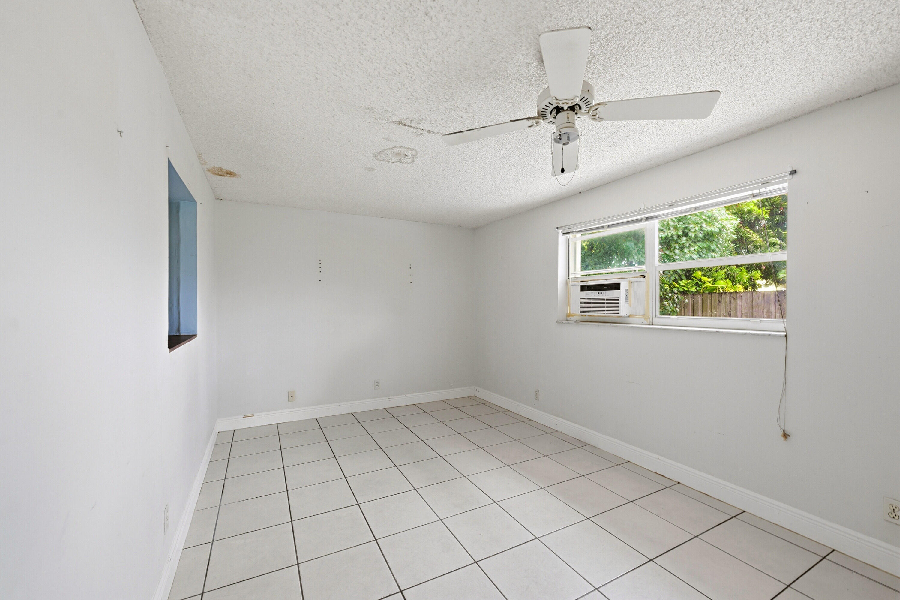 PALM-AIRE VILLAGE 2ND SEC - Residential