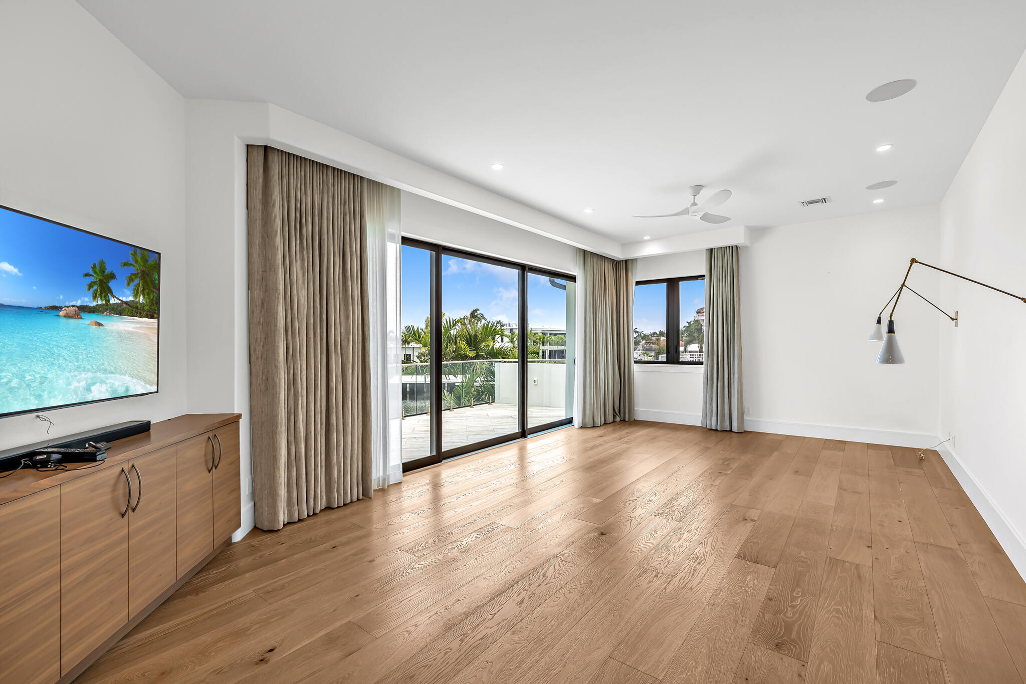 LIGHTHOUSE POINT 6TH SEC - Residential