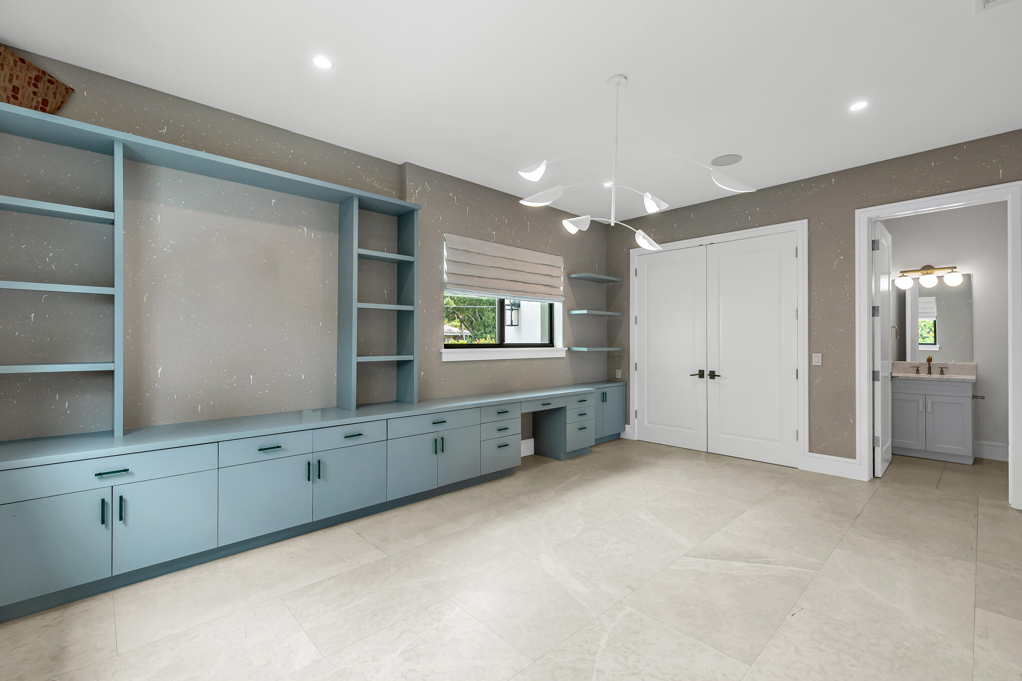 LIGHTHOUSE POINT 6TH SEC - Residential