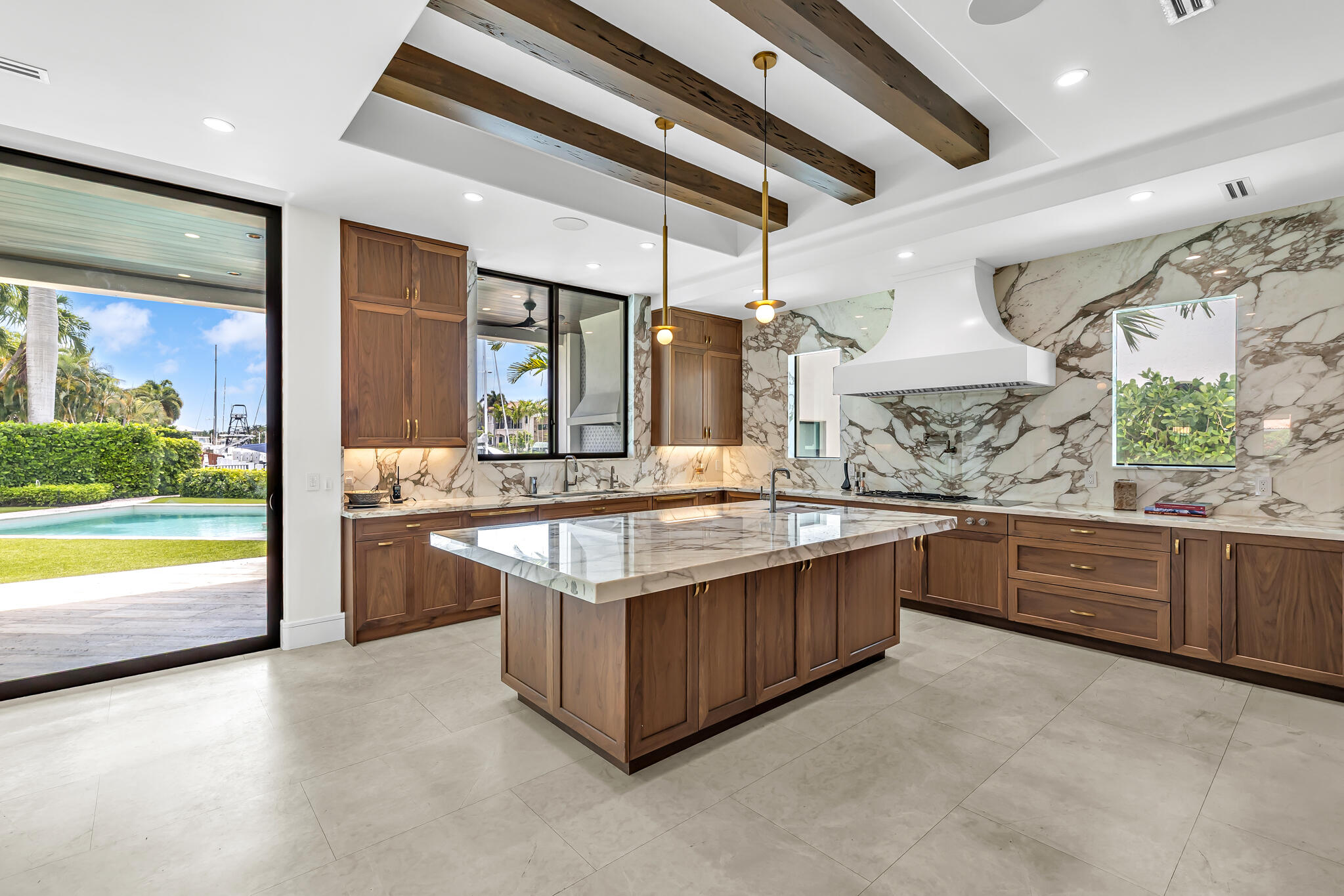 LIGHTHOUSE POINT 6TH SEC - Residential