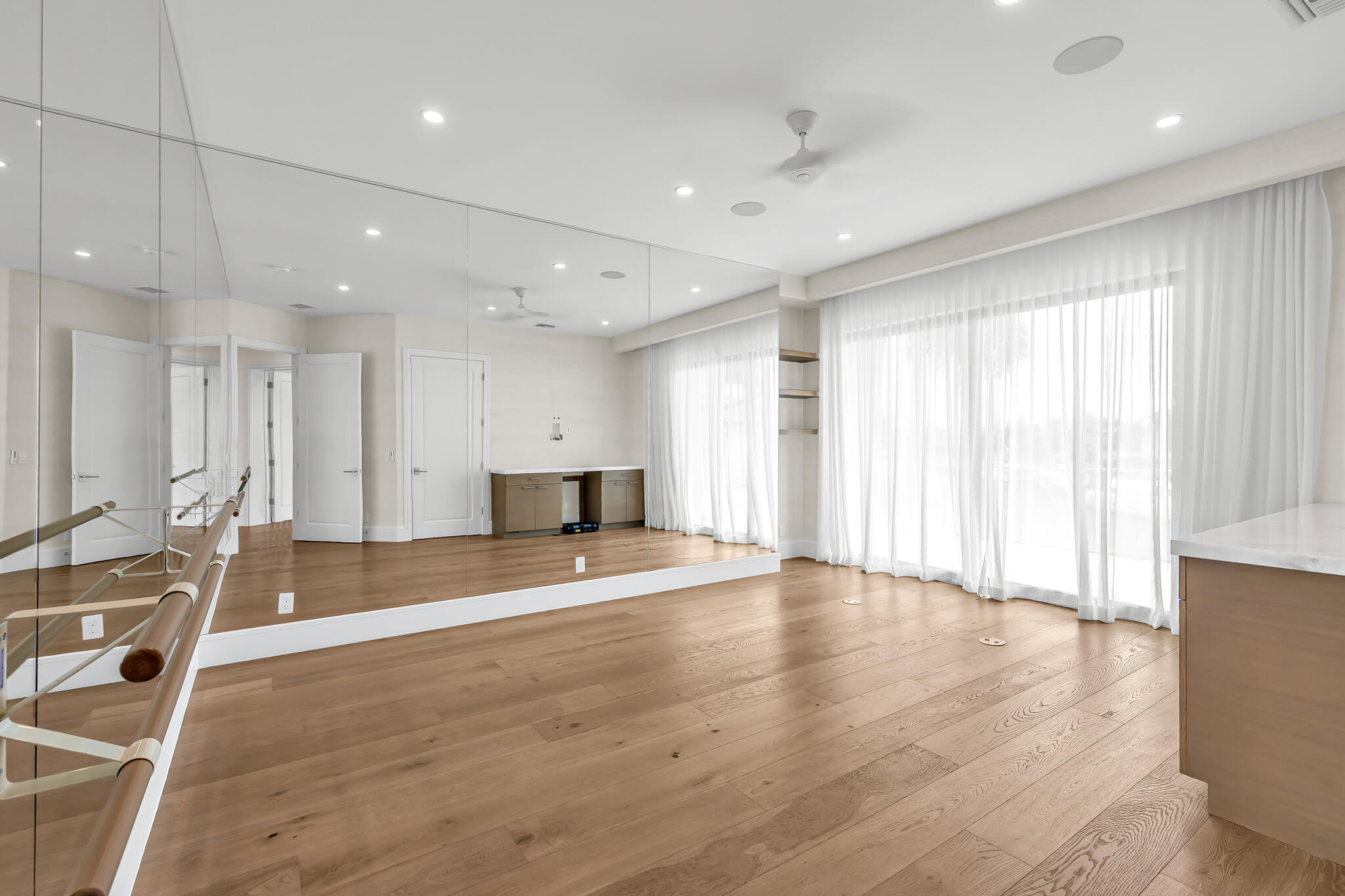 LIGHTHOUSE POINT 6TH SEC - Residential