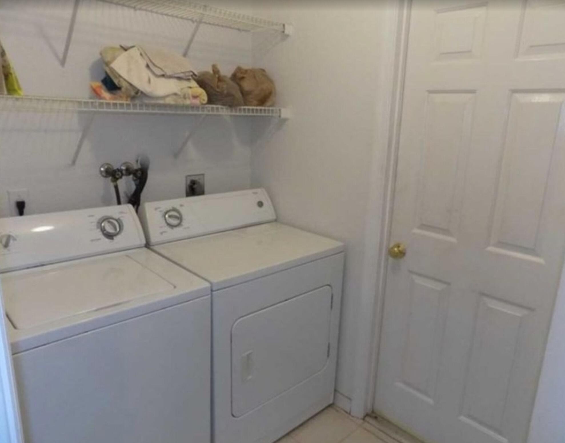 LAKEWOOD PARK UNIT 4 - Residential
