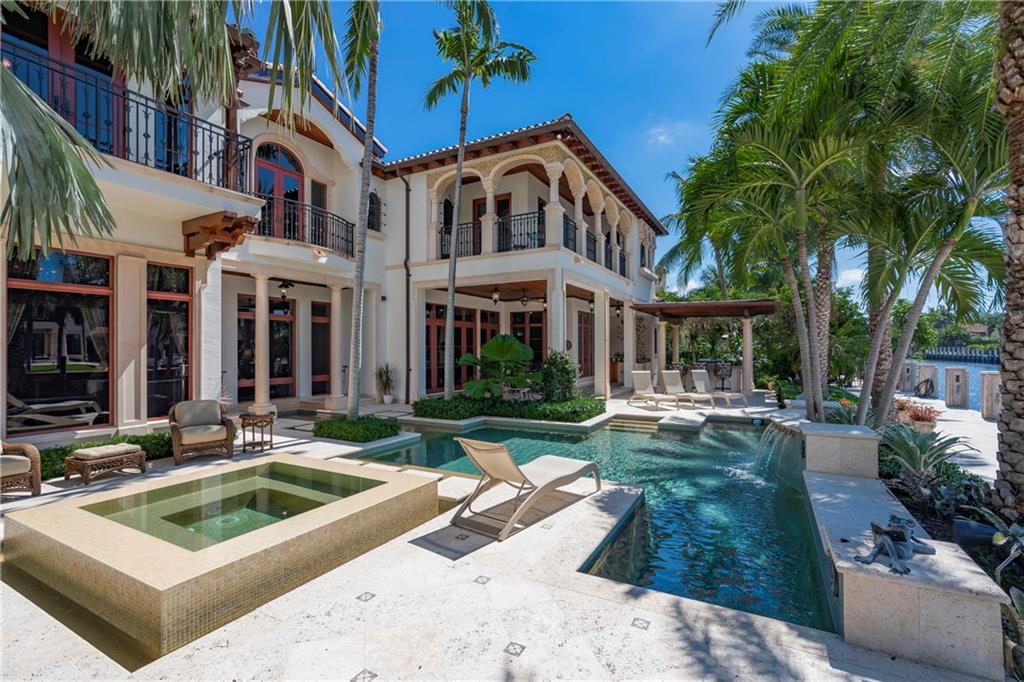 Beautiful Harbor Beach custom home with extensive upgrades & exquisite finishes. Sherle Wagner fixtures, Venetian chandeliers & sconces. Gentlemen's lounge & media room. Eat-in kitchen with high-end appliances & 2 dishwashers. 2 washers/dryers. Light and bright master suite with balcony, his-and-hers baths & closets. 1000+bottle wine cellar. Superb backyard w/summer kitchen, glass tiled pool area & infinity edge spa. New Control4 Smart Home System, mosquito mister system, 100kw full house generator, whole house Culligan water softener and charcoal filtration system - this home has it all! Full power concrete 100' dock. Private Beach Club & Marina available. Just minutes to the ocean, Las Olas shopping and dining and the FTL/Hollywood Int'l airport!!