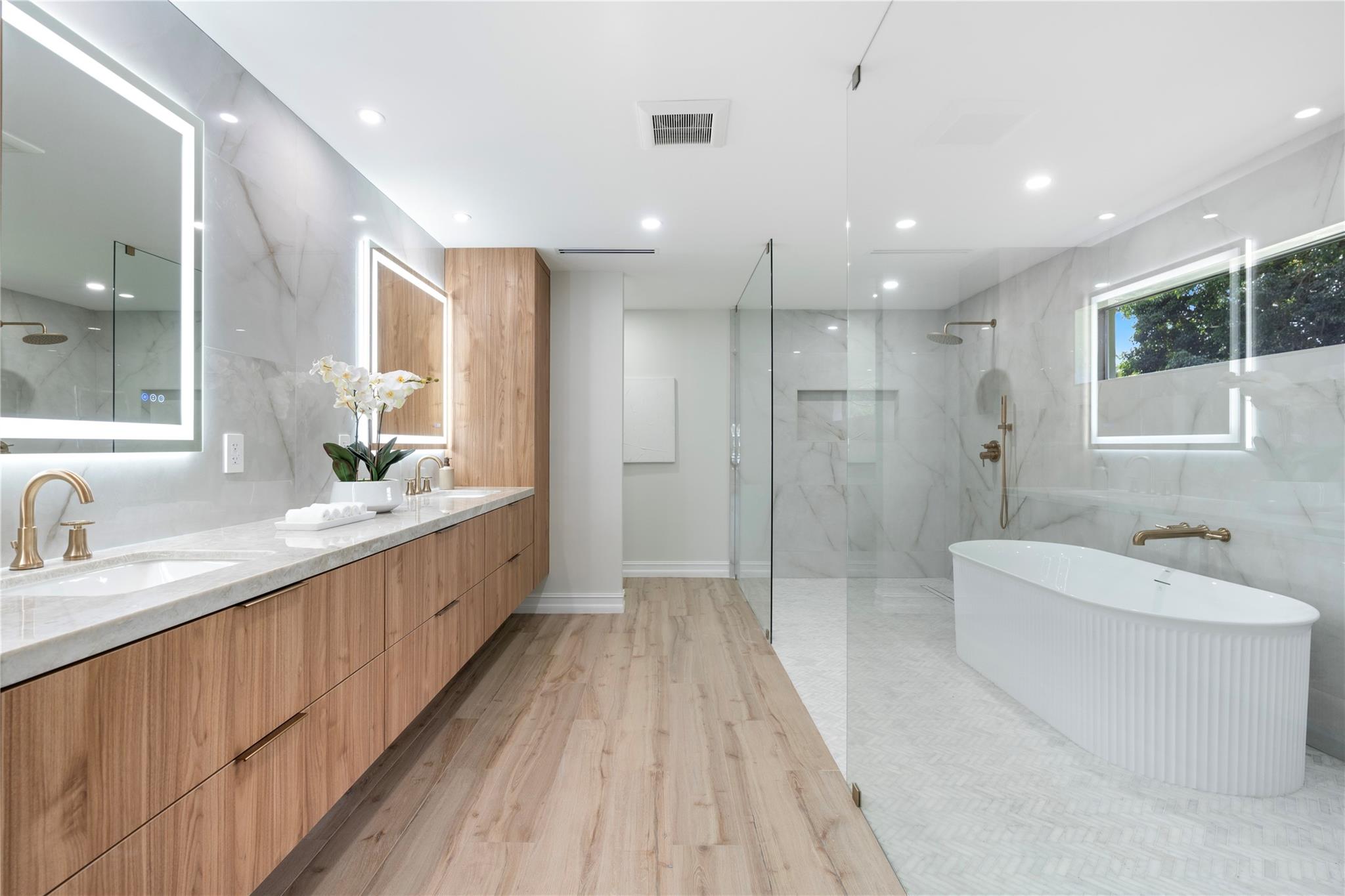SUNSHINE RANCHES - Residential