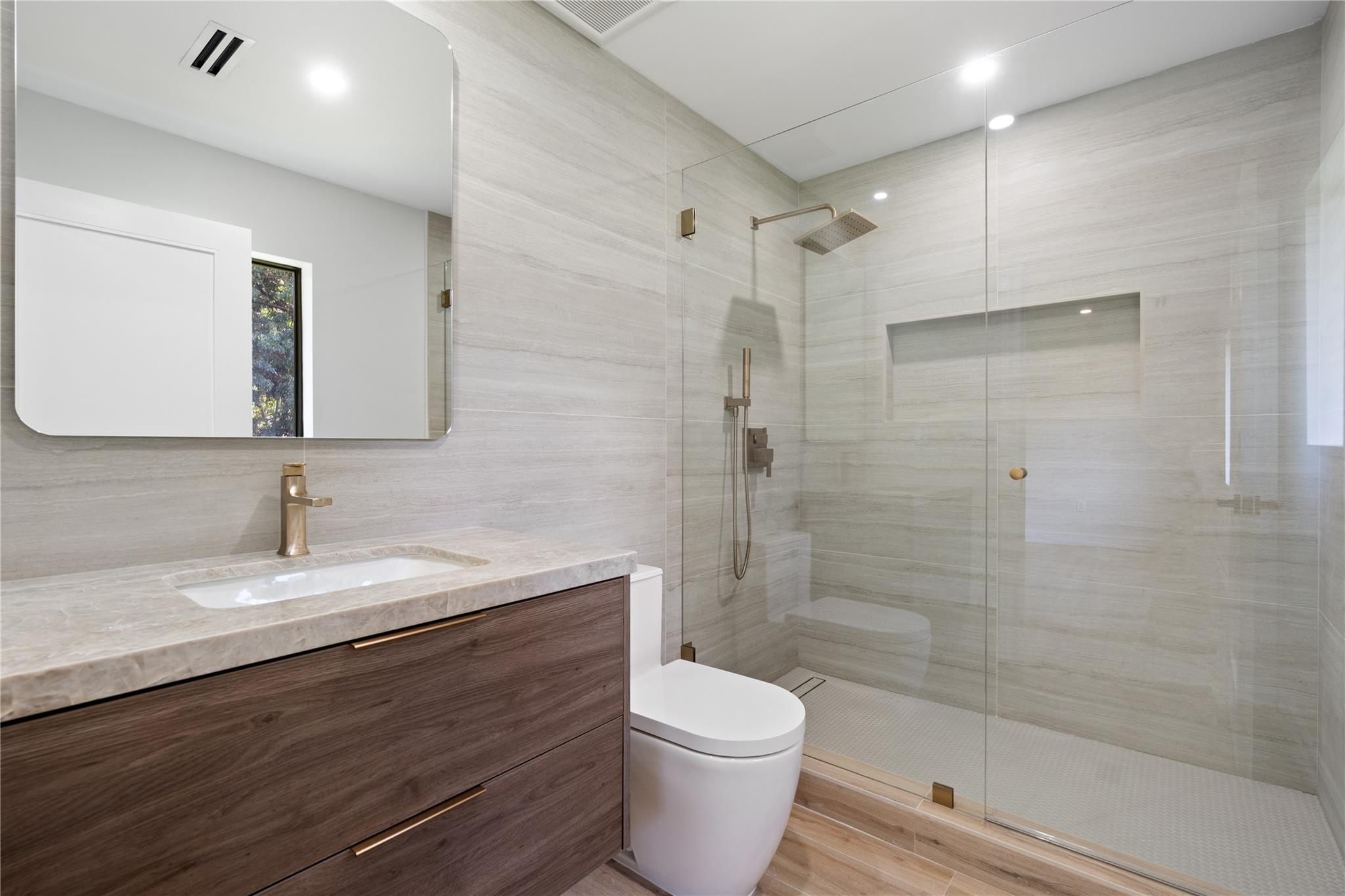 SUNSHINE RANCHES - Residential