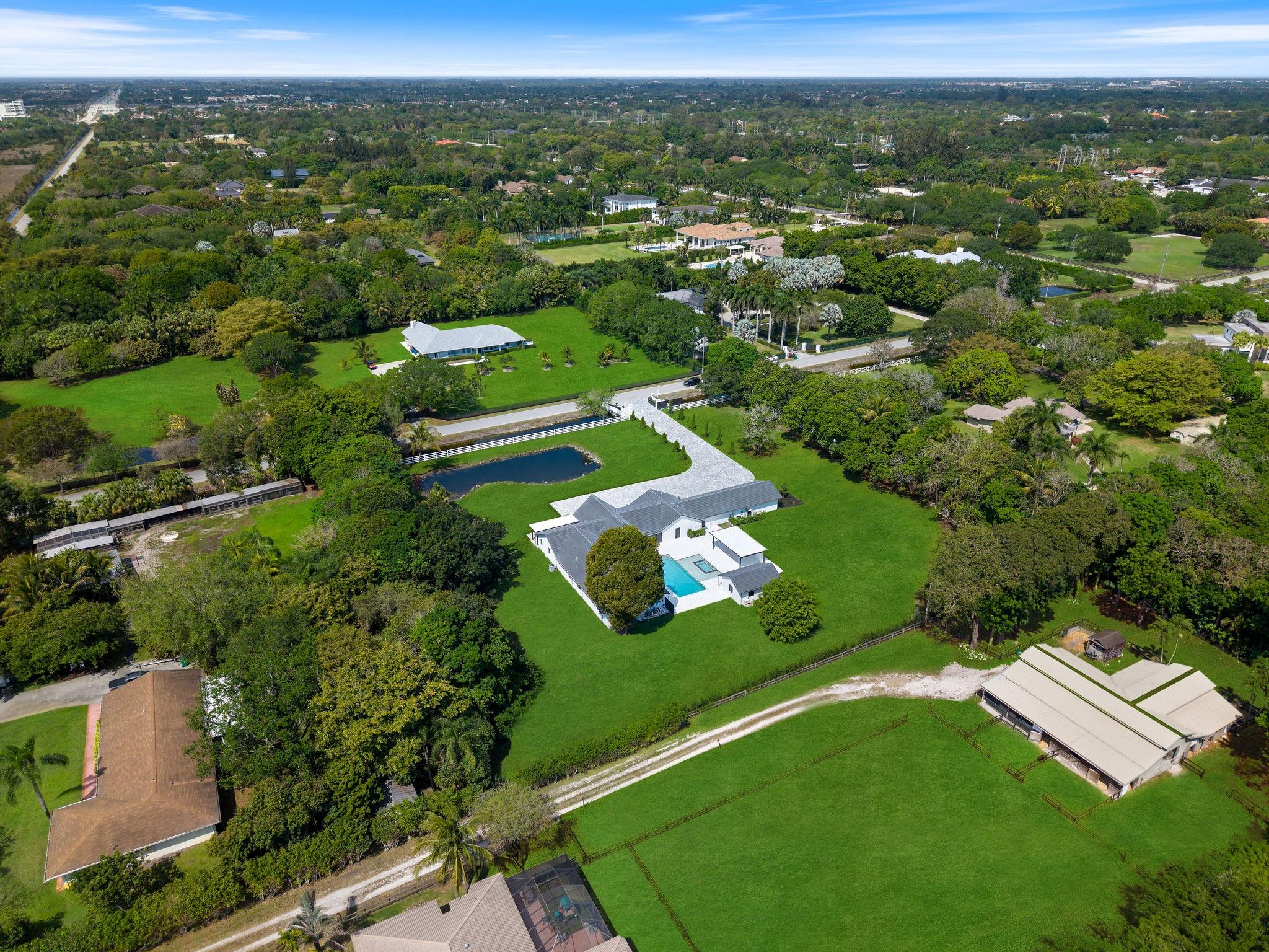 SUNSHINE RANCHES - Residential