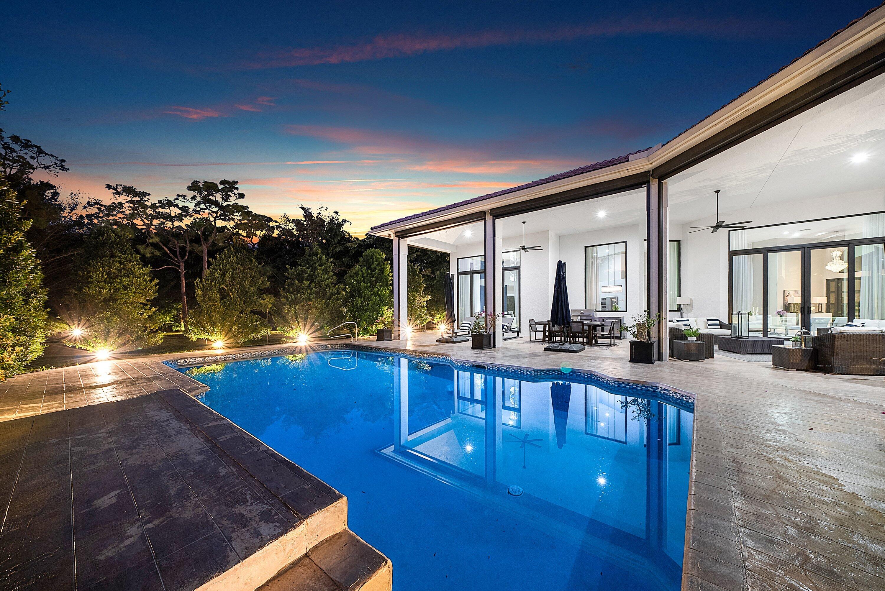 SHERBROOKE ESTATES - Residential