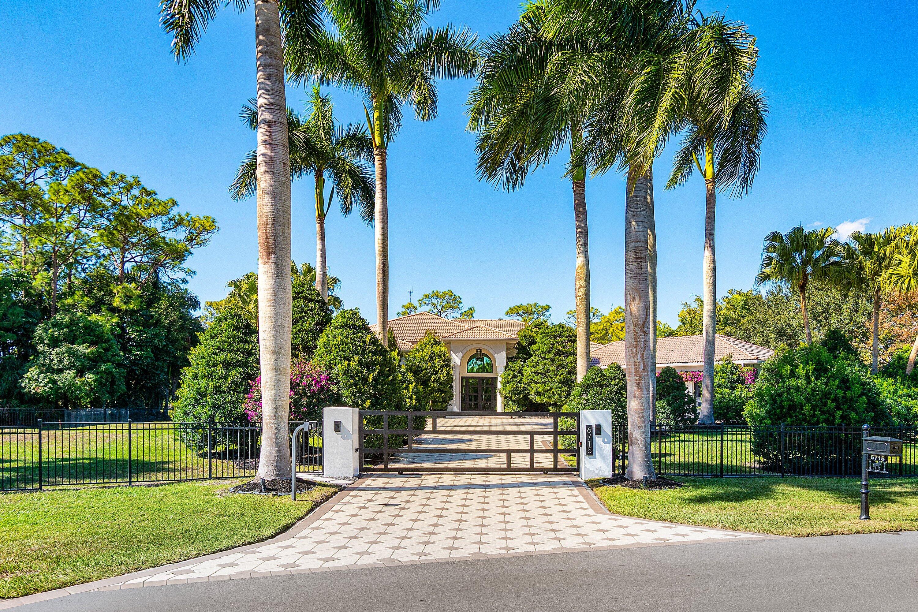 SHERBROOKE ESTATES - Residential