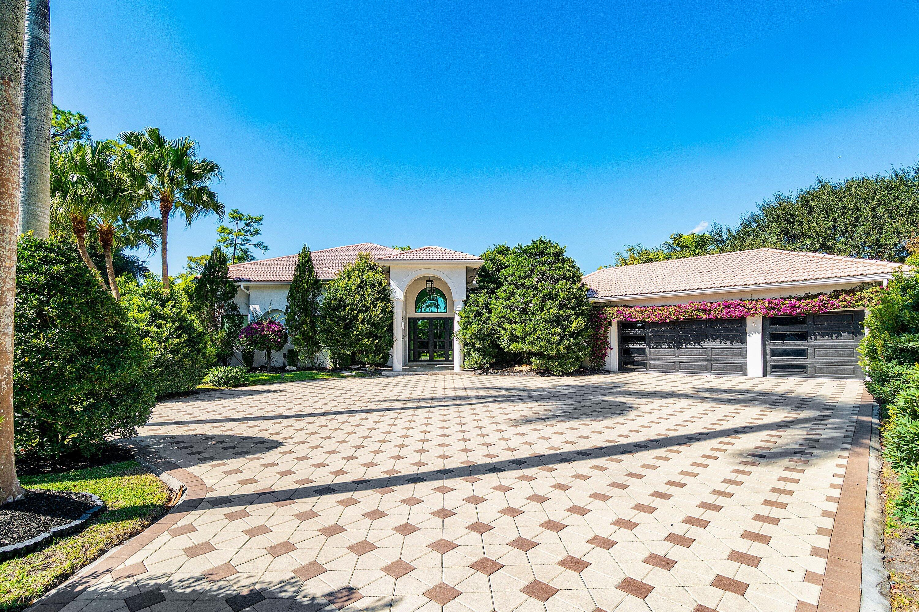 SHERBROOKE ESTATES - Residential