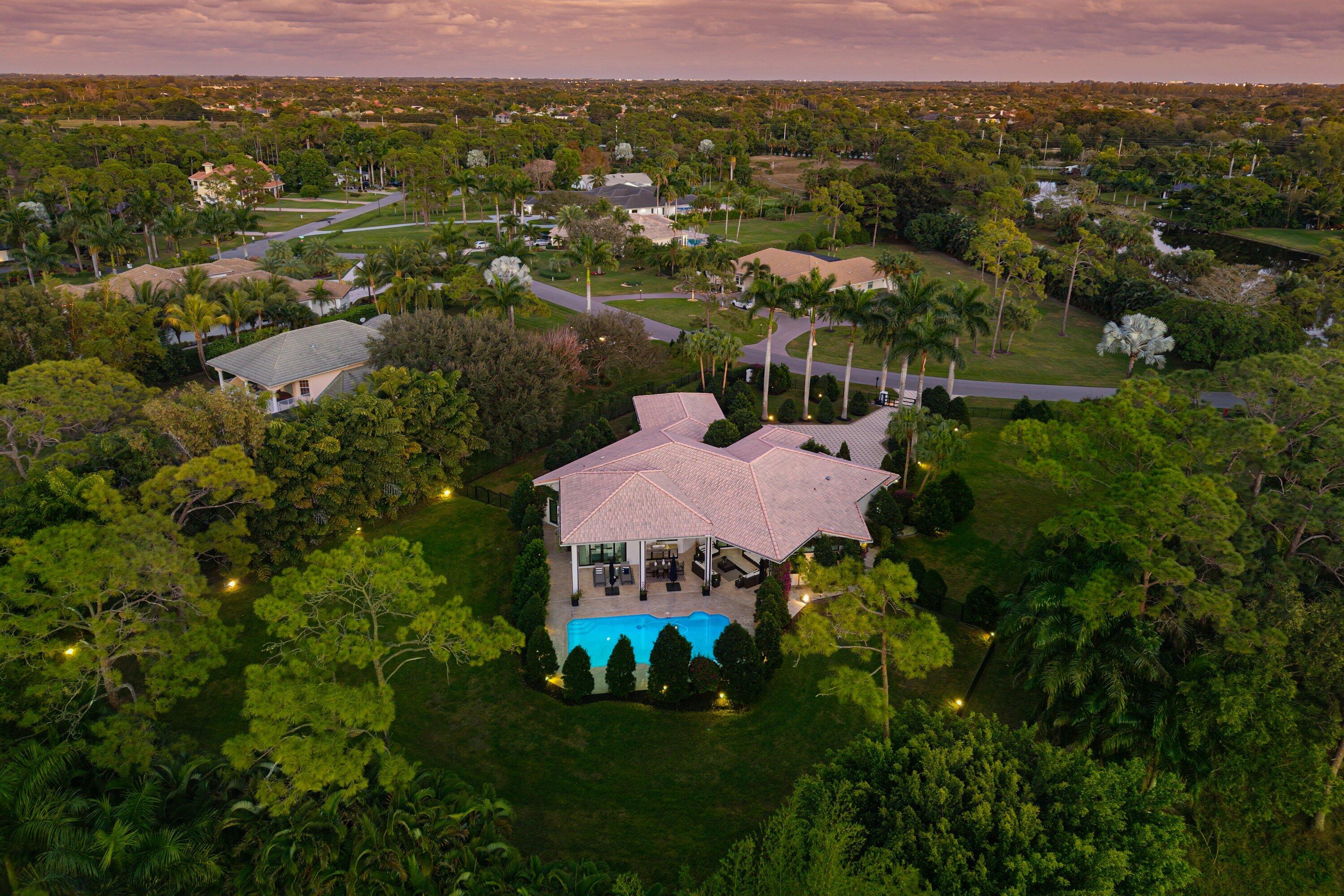 SHERBROOKE ESTATES - Residential