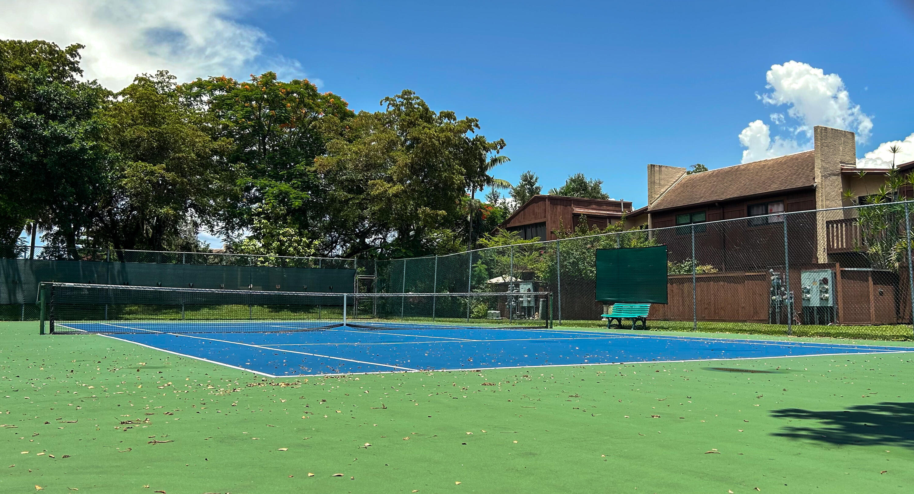 SNAPPER VILLAGE PH 2 SEC 33 COND - Residential
