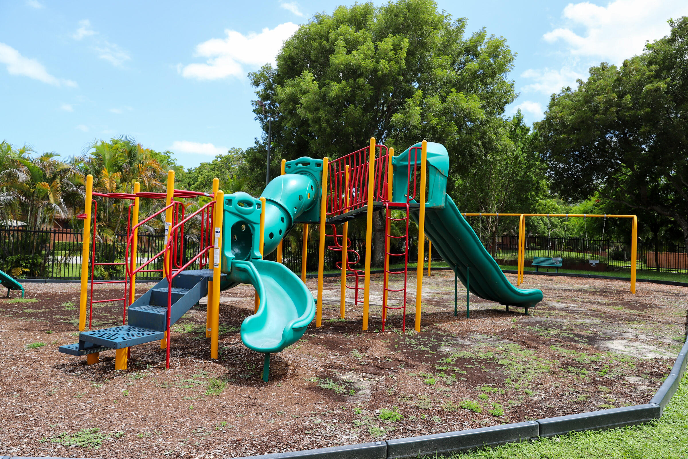 SNAPPER VILLAGE PH 2 SEC 33 COND - Residential
