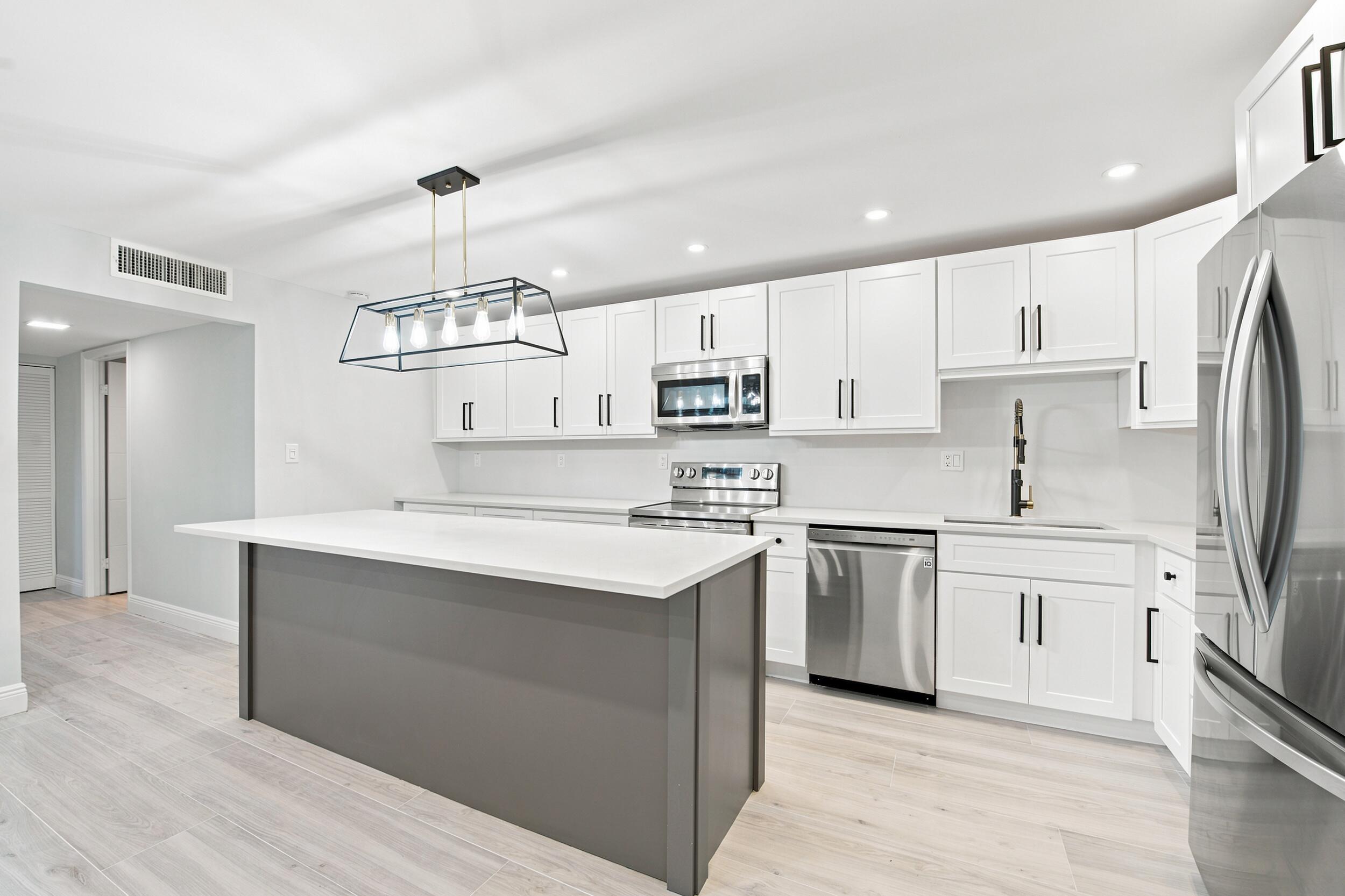 LAKES OF DELRAY - Residential