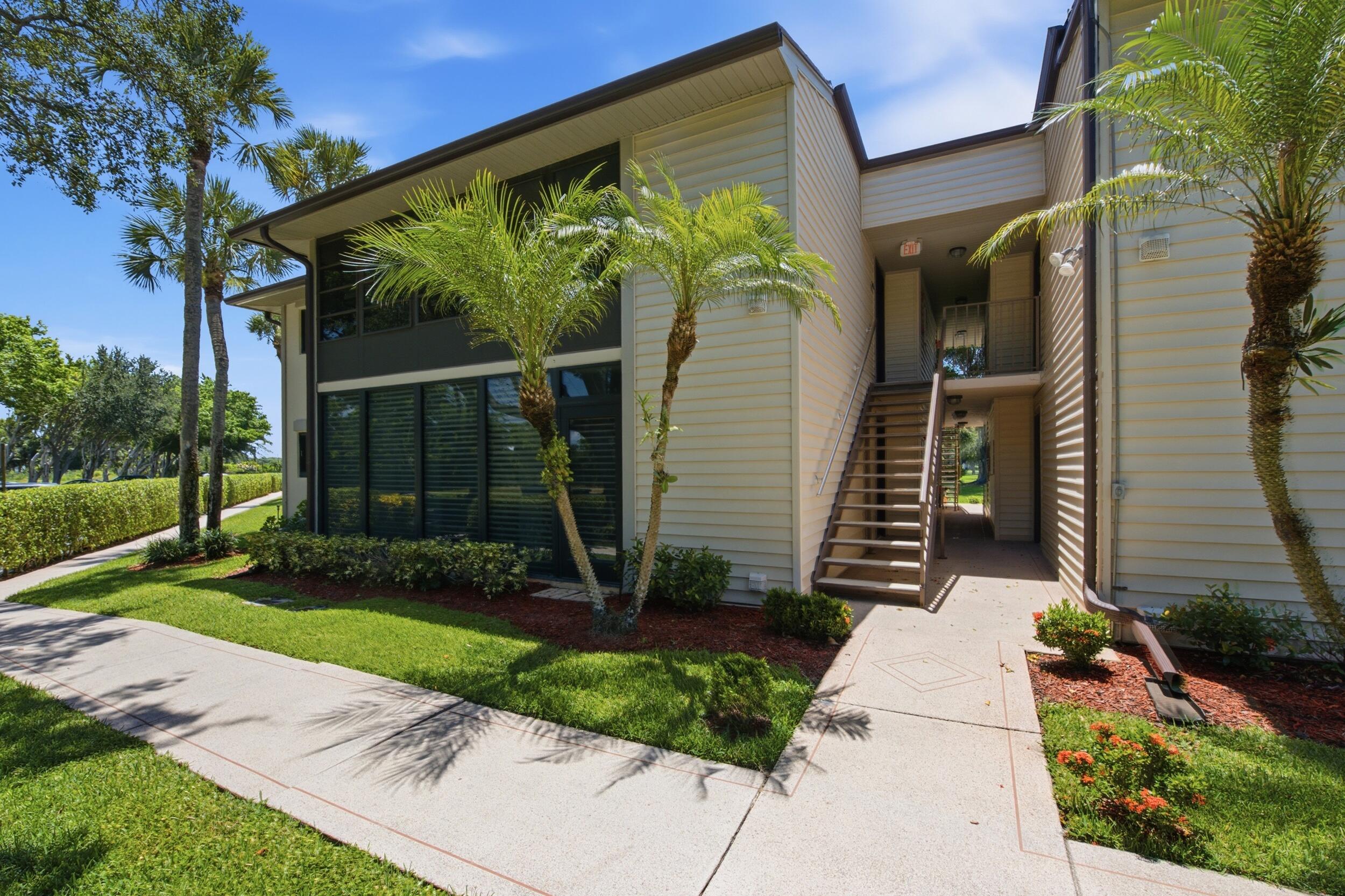 LAKES OF DELRAY - Residential