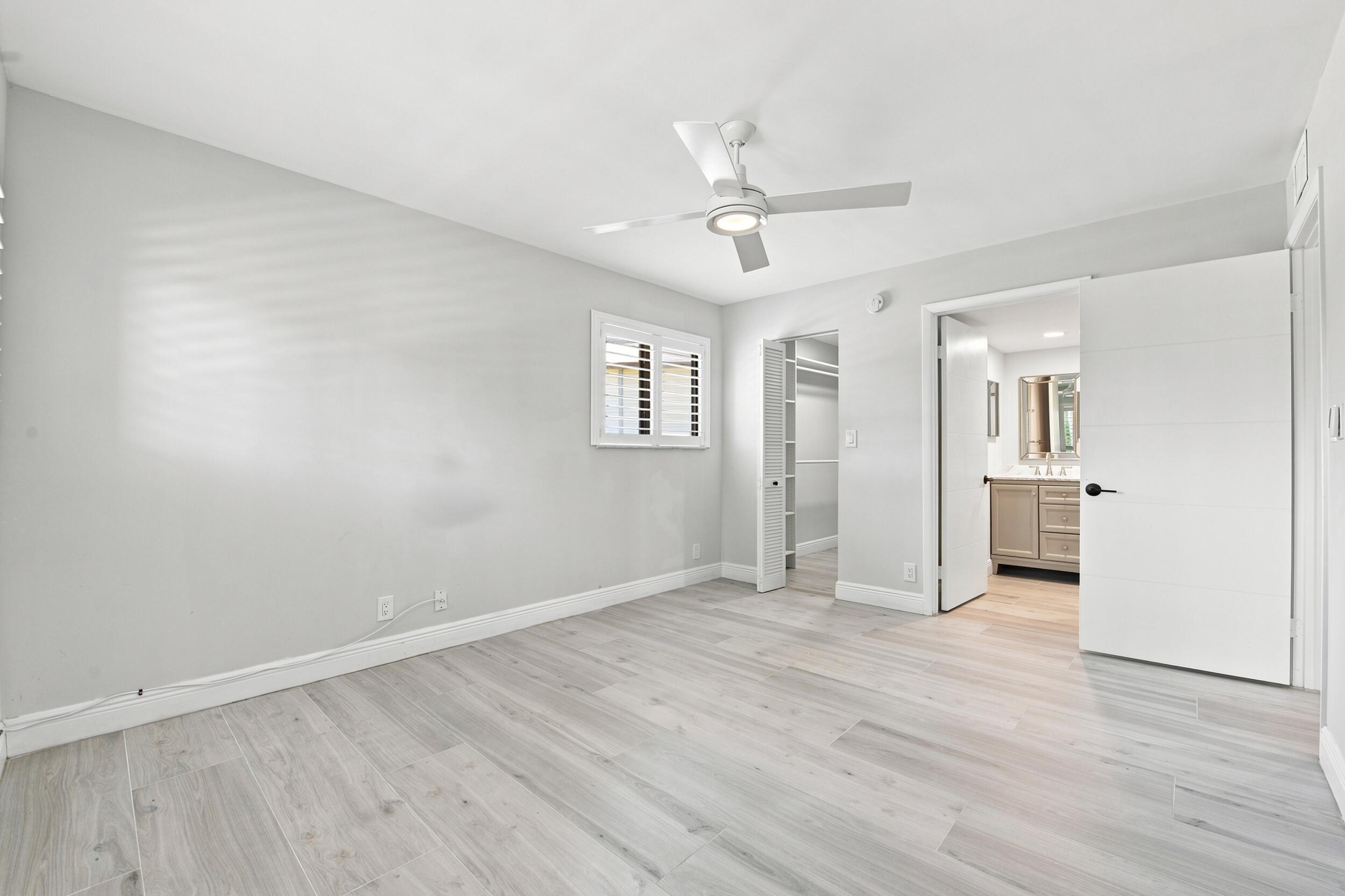 LAKES OF DELRAY - Residential