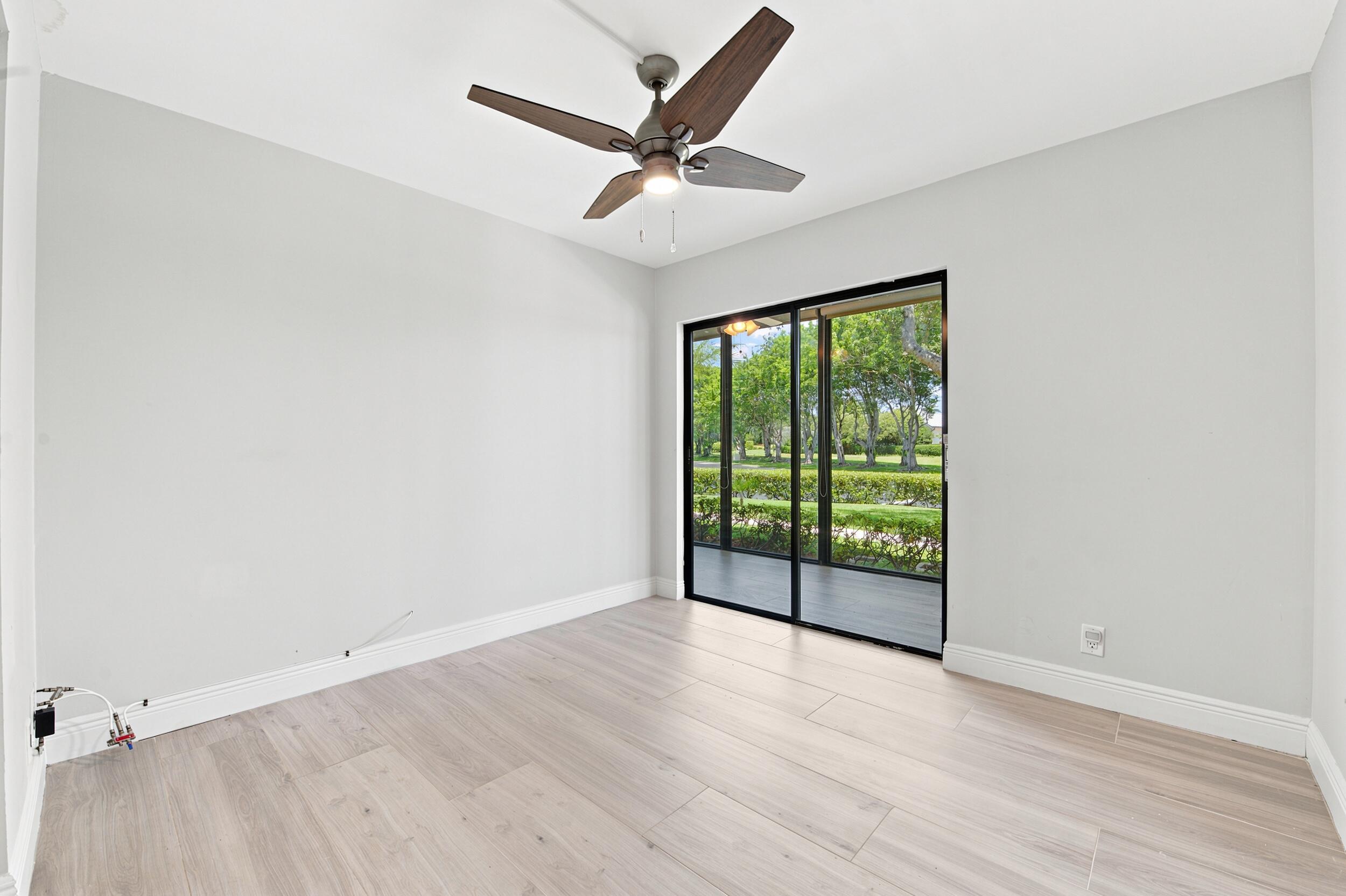 LAKES OF DELRAY - Residential