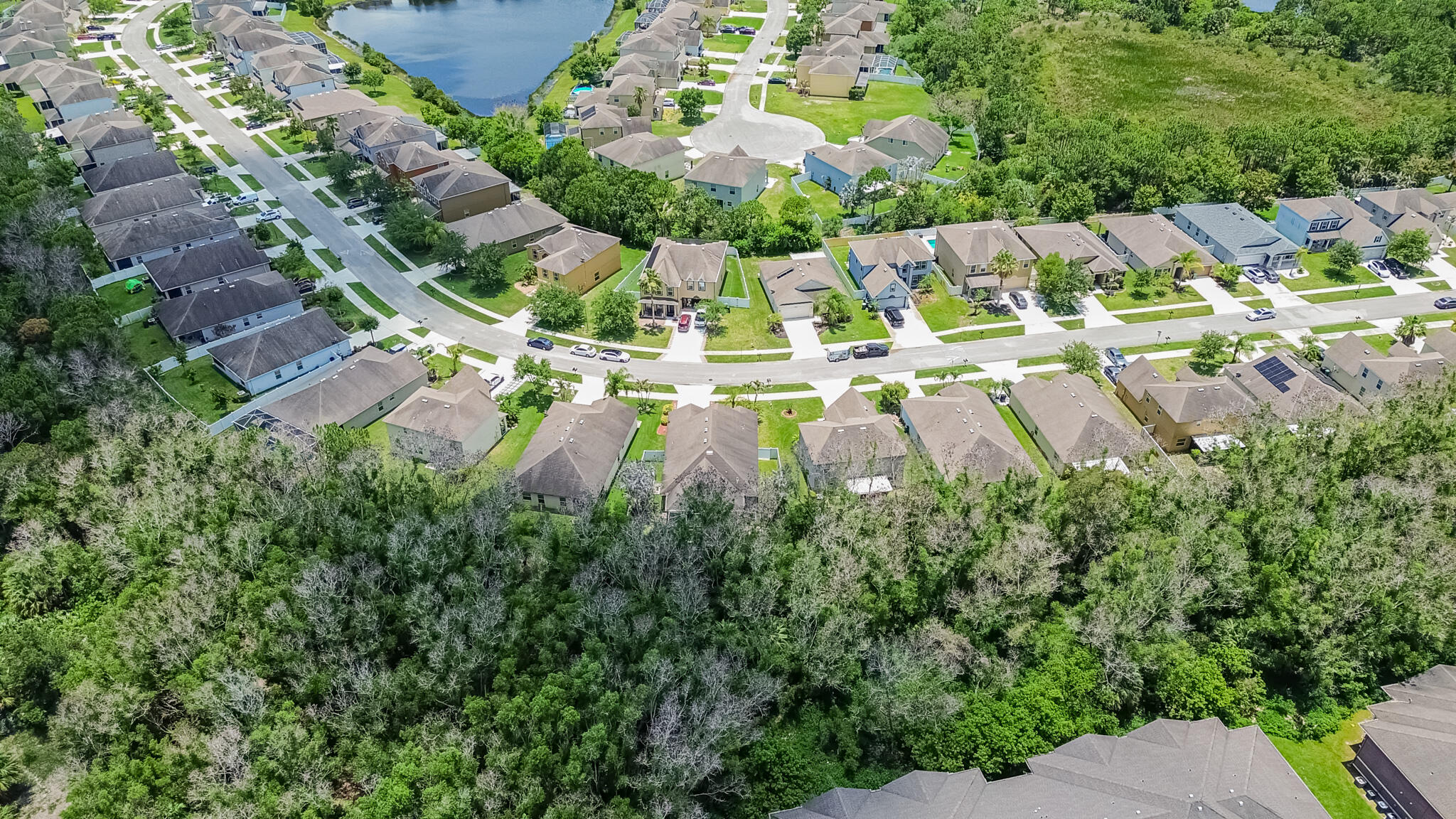 WINTER LAKES - Residential