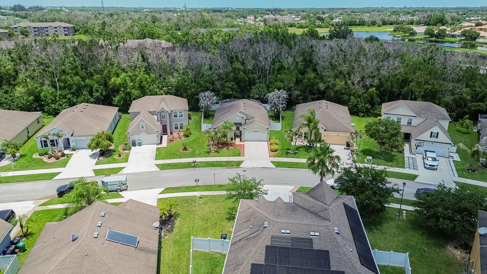 WINTER LAKES - Residential