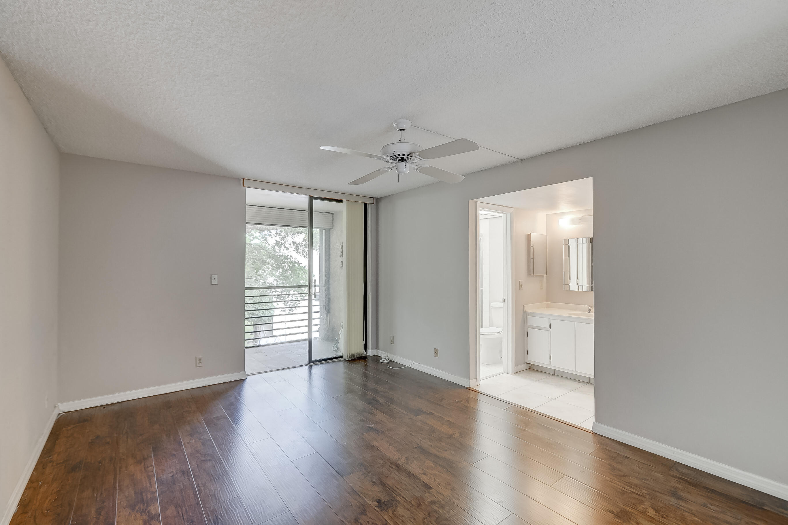 CONCORD VILLAGE CONDOMINIUM XI - Residential