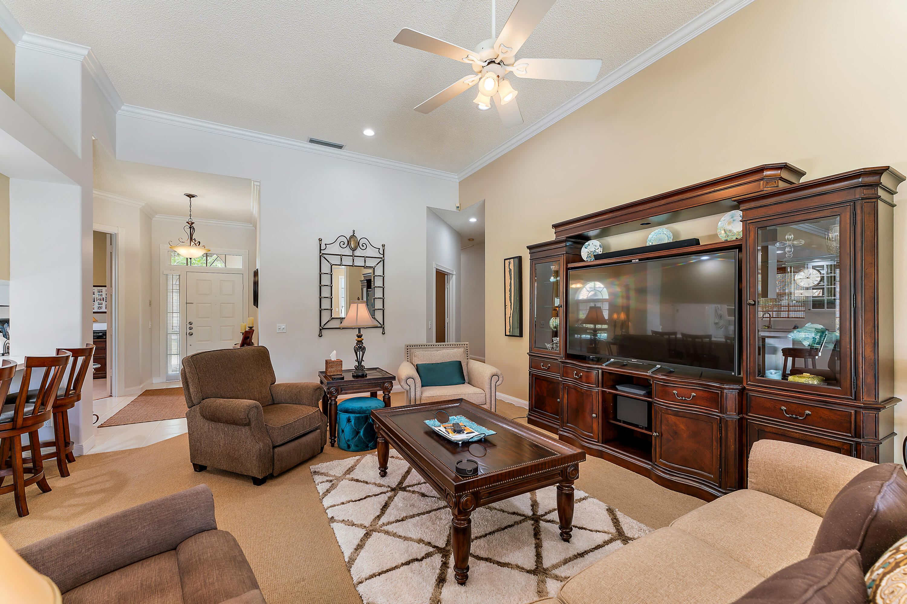 DOUBLE TREE - Residential Lease