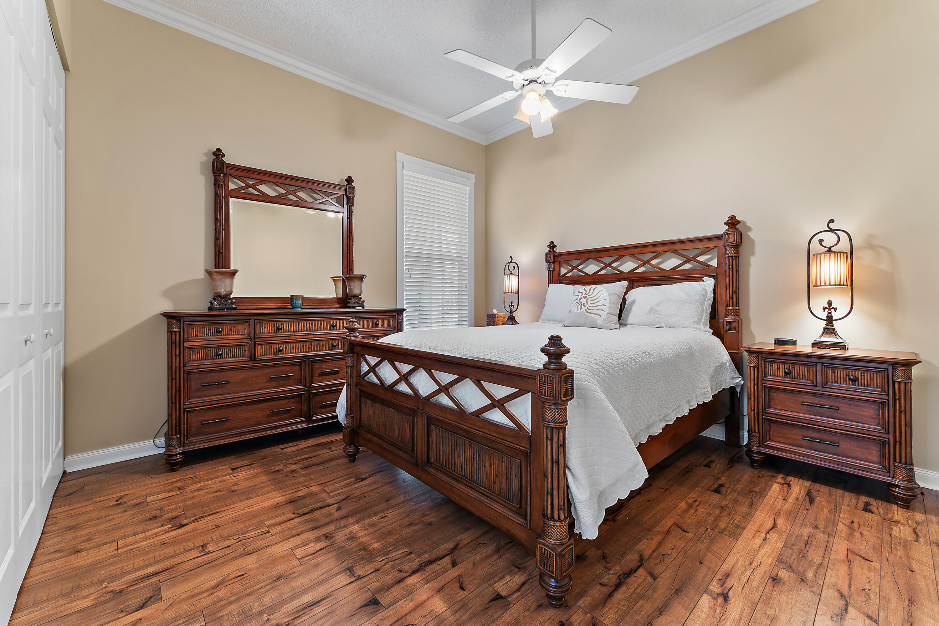 DOUBLE TREE - Residential Lease