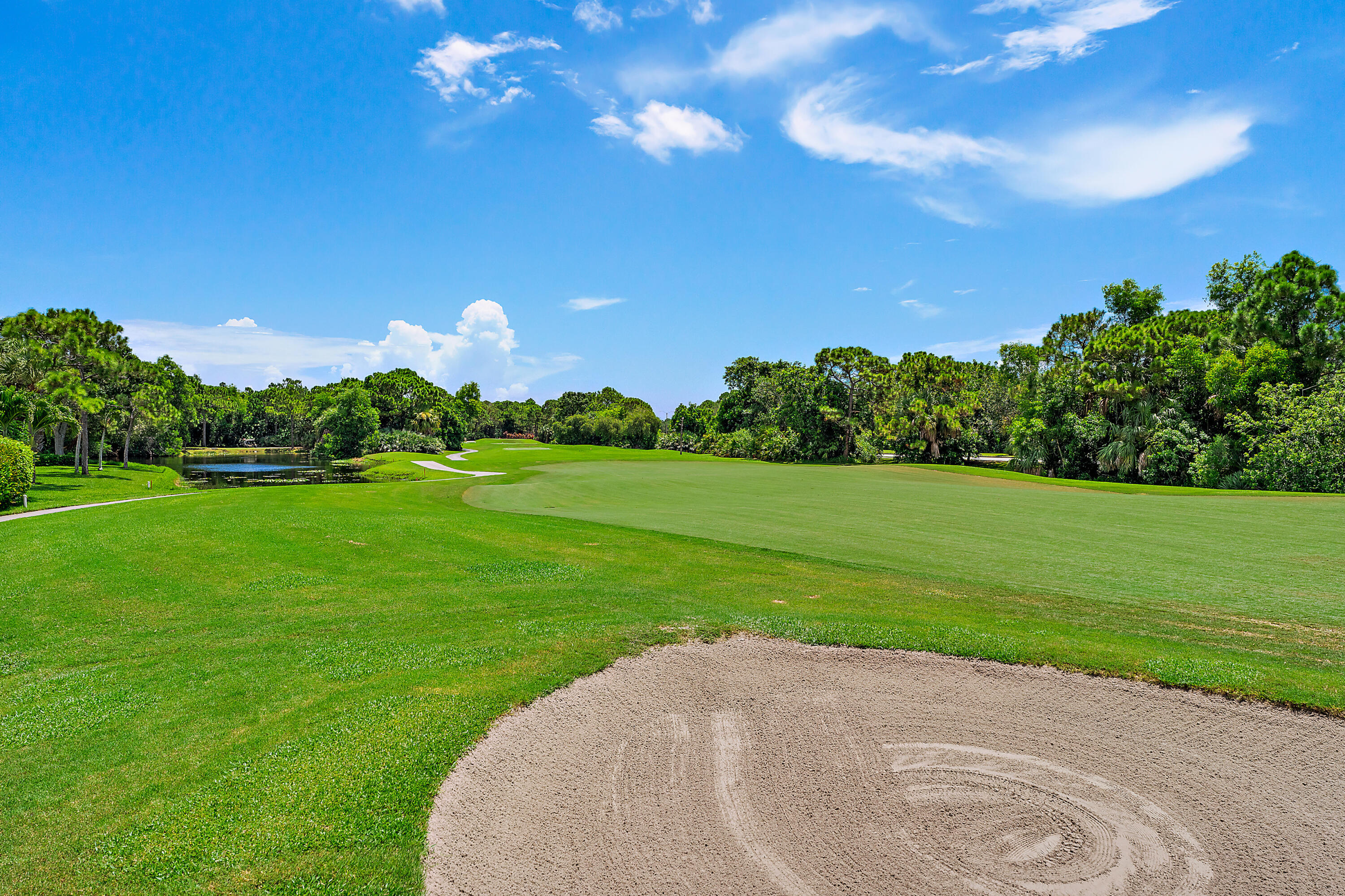 DOUBLE TREE - Residential Lease