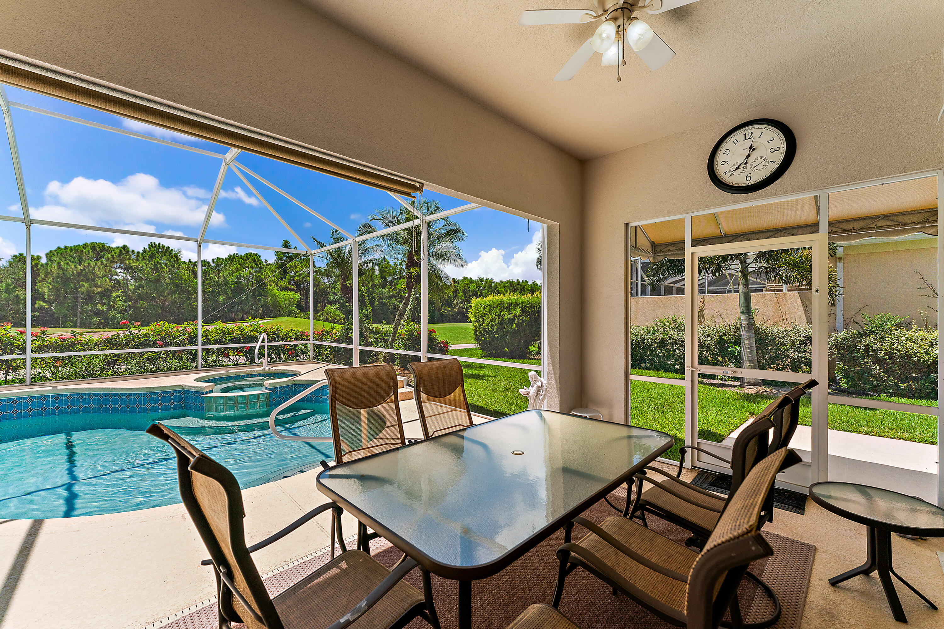 DOUBLE TREE - Residential Lease