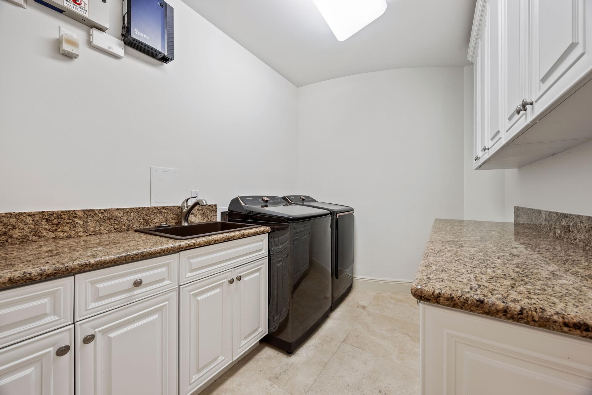 HERON ESTATES - Residential