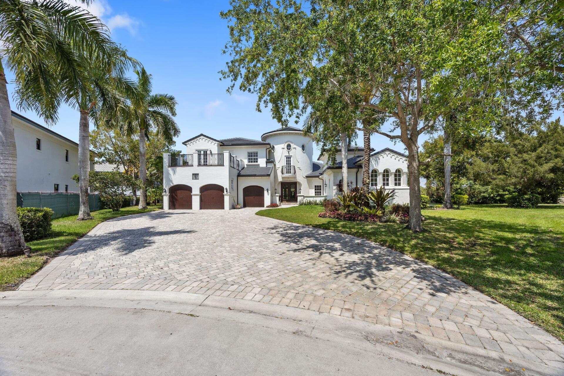 HERON ESTATES - Residential