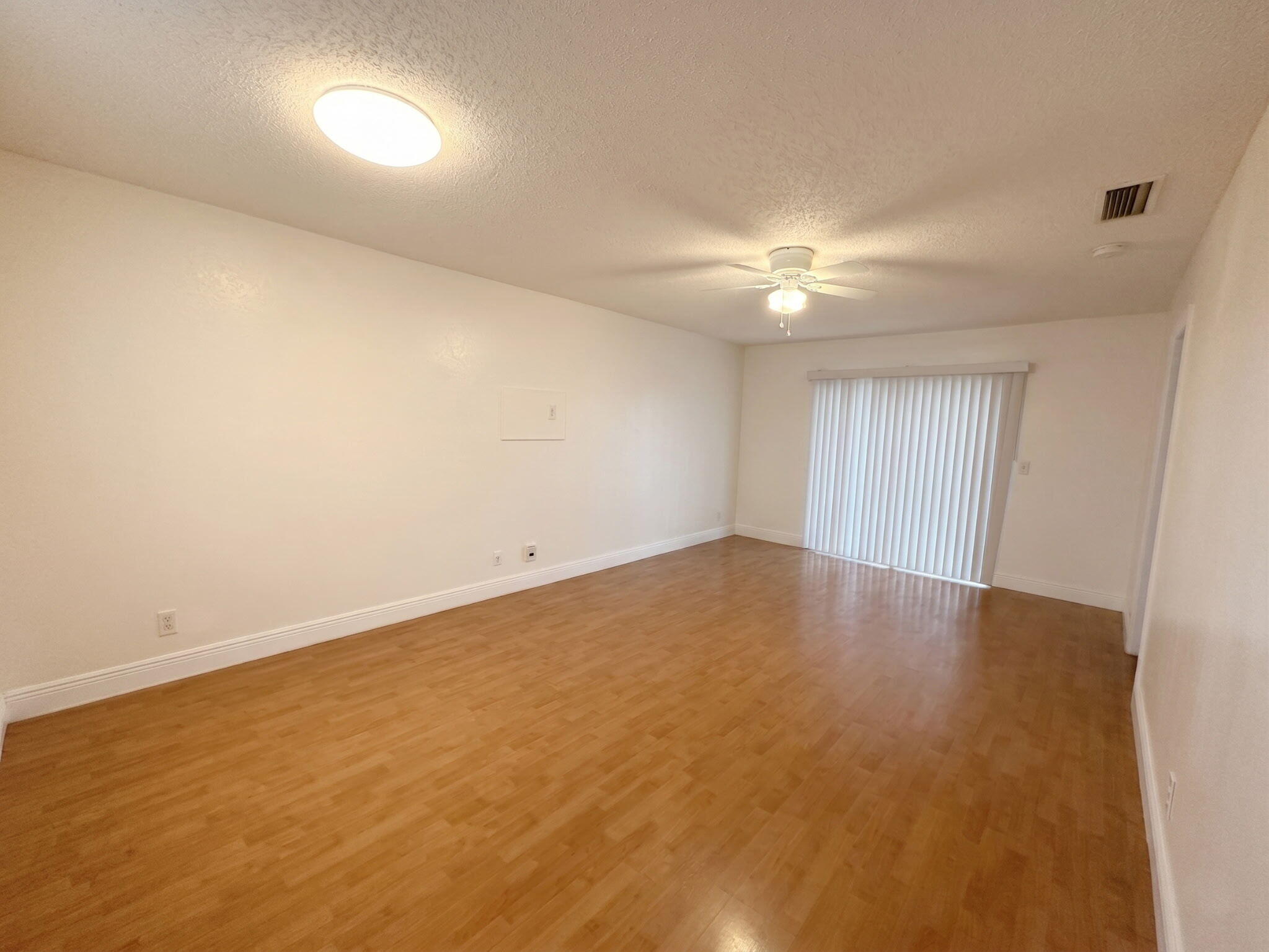 CORAL RUN CONDO - Residential Lease