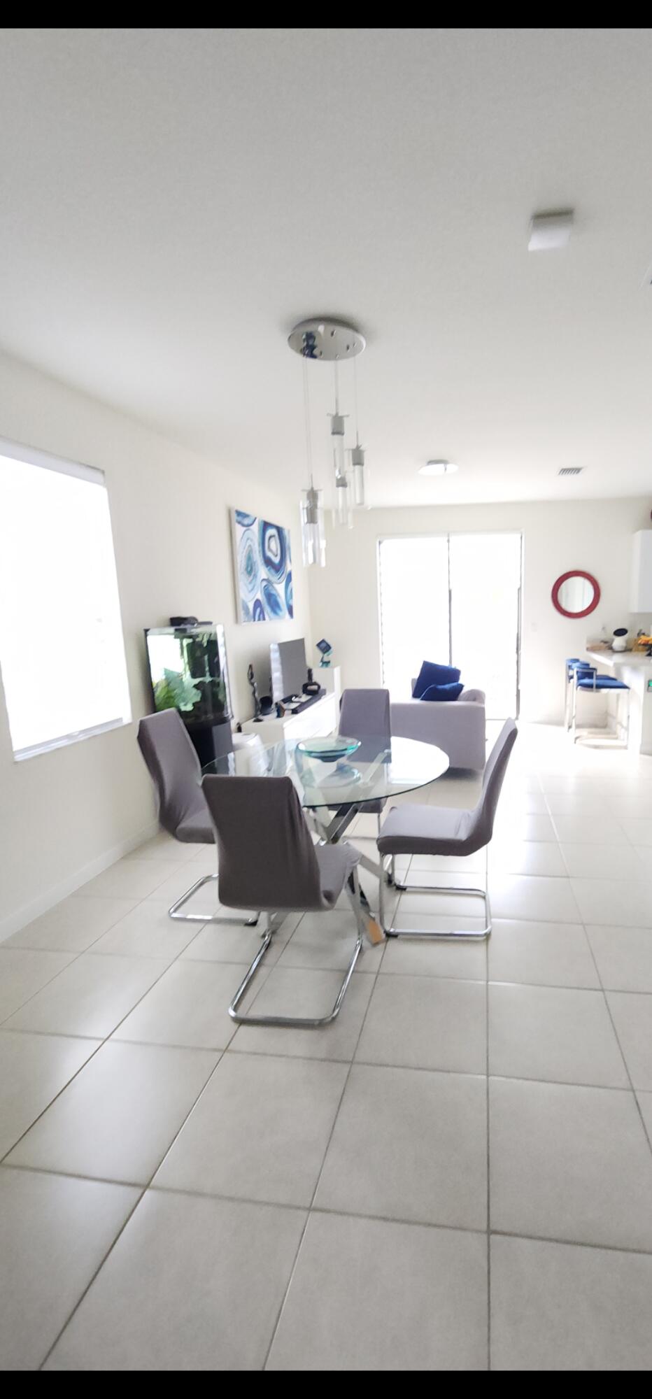 AQUABELLA NORTH REPLAT - Residential