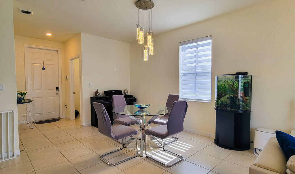 AQUABELLA NORTH REPLAT - Residential