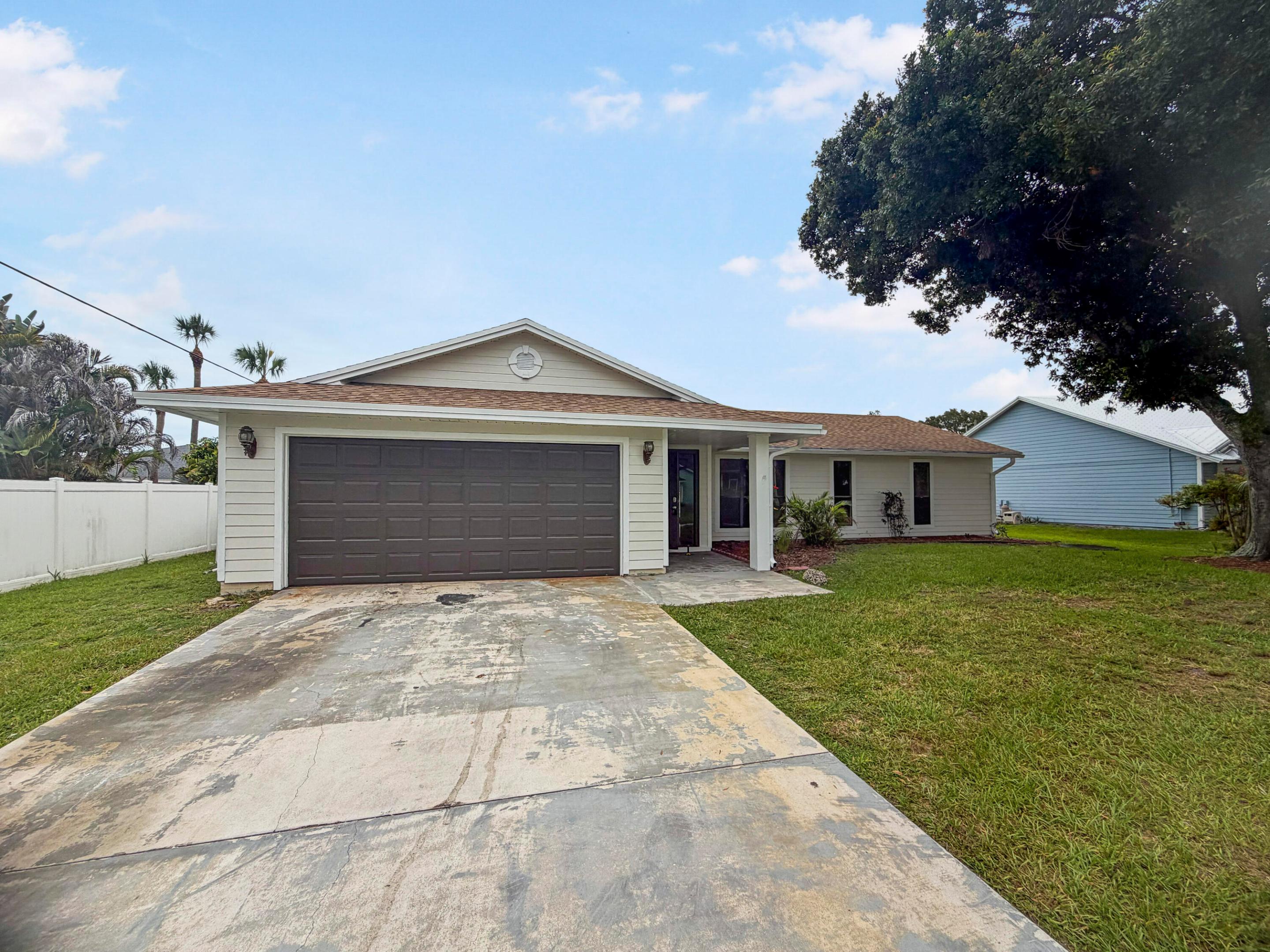 PORT ST LUCIE SECTION 5 - Residential