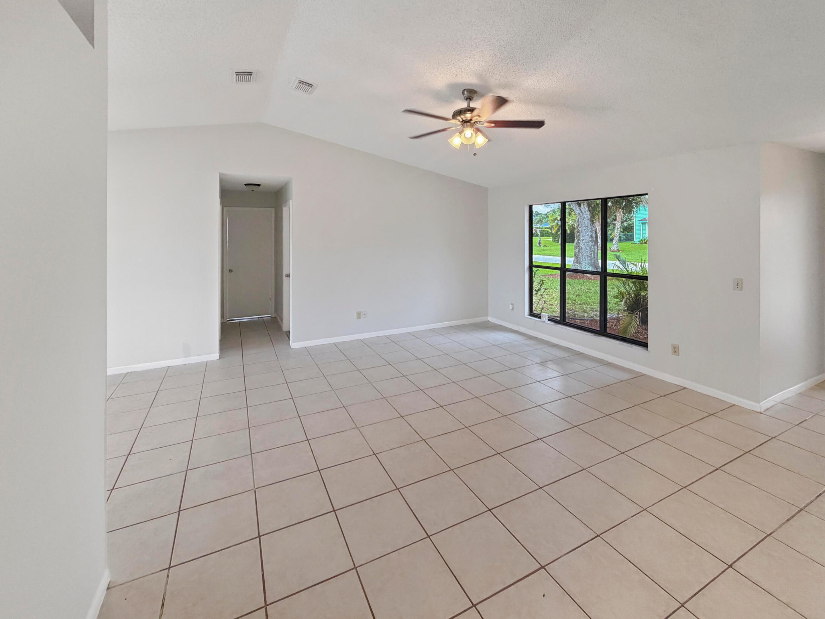 PORT ST LUCIE SECTION 5 - Residential