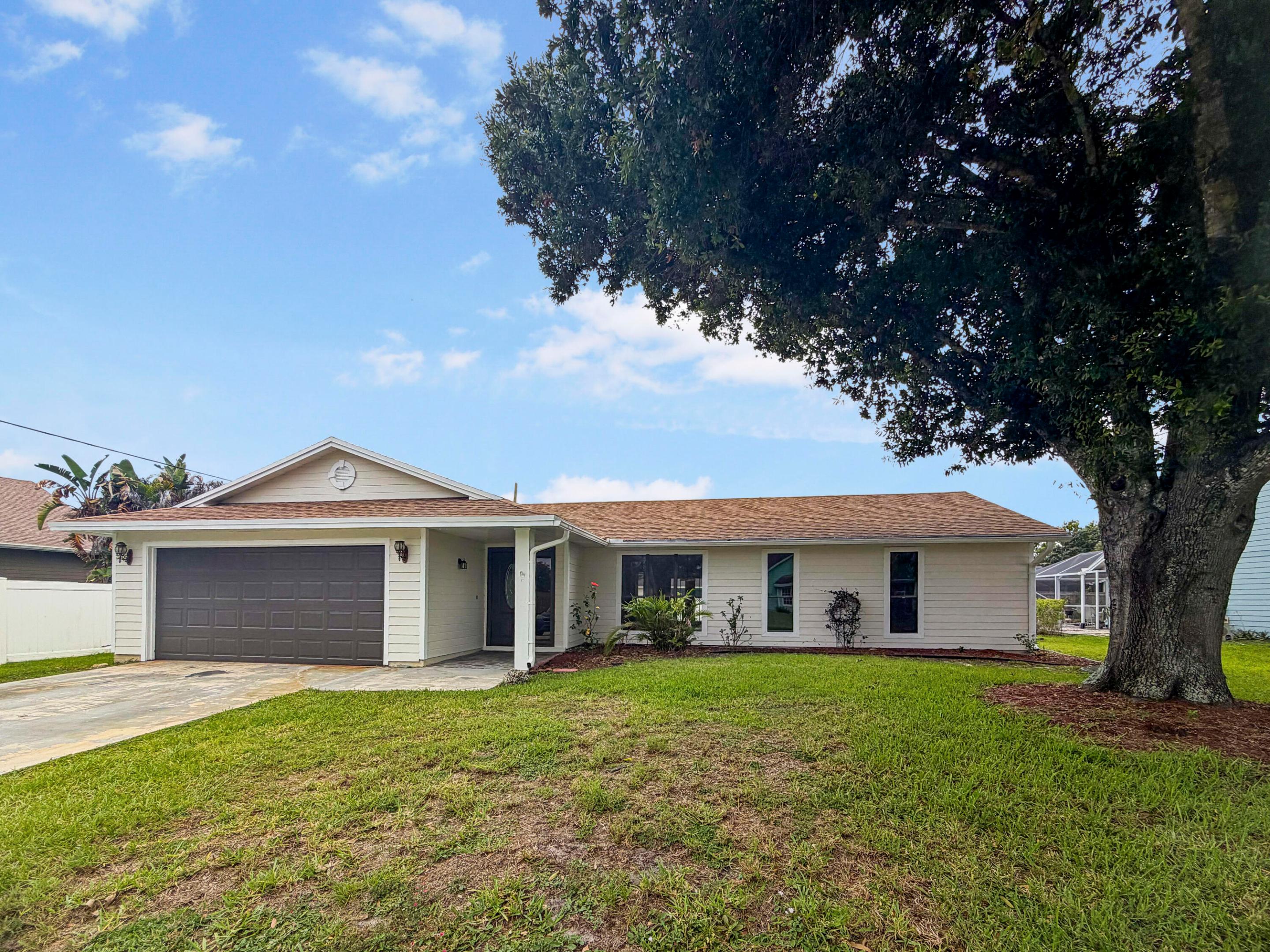 PORT ST LUCIE SECTION 5 - Residential