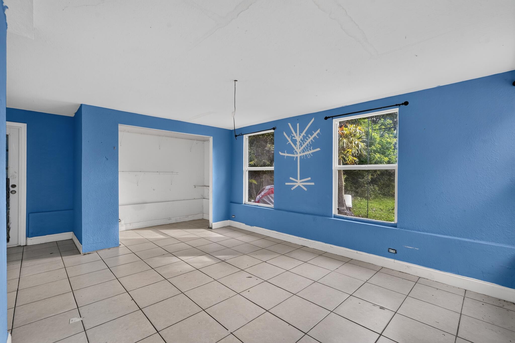 RICHMOND HEIGHTS - Residential