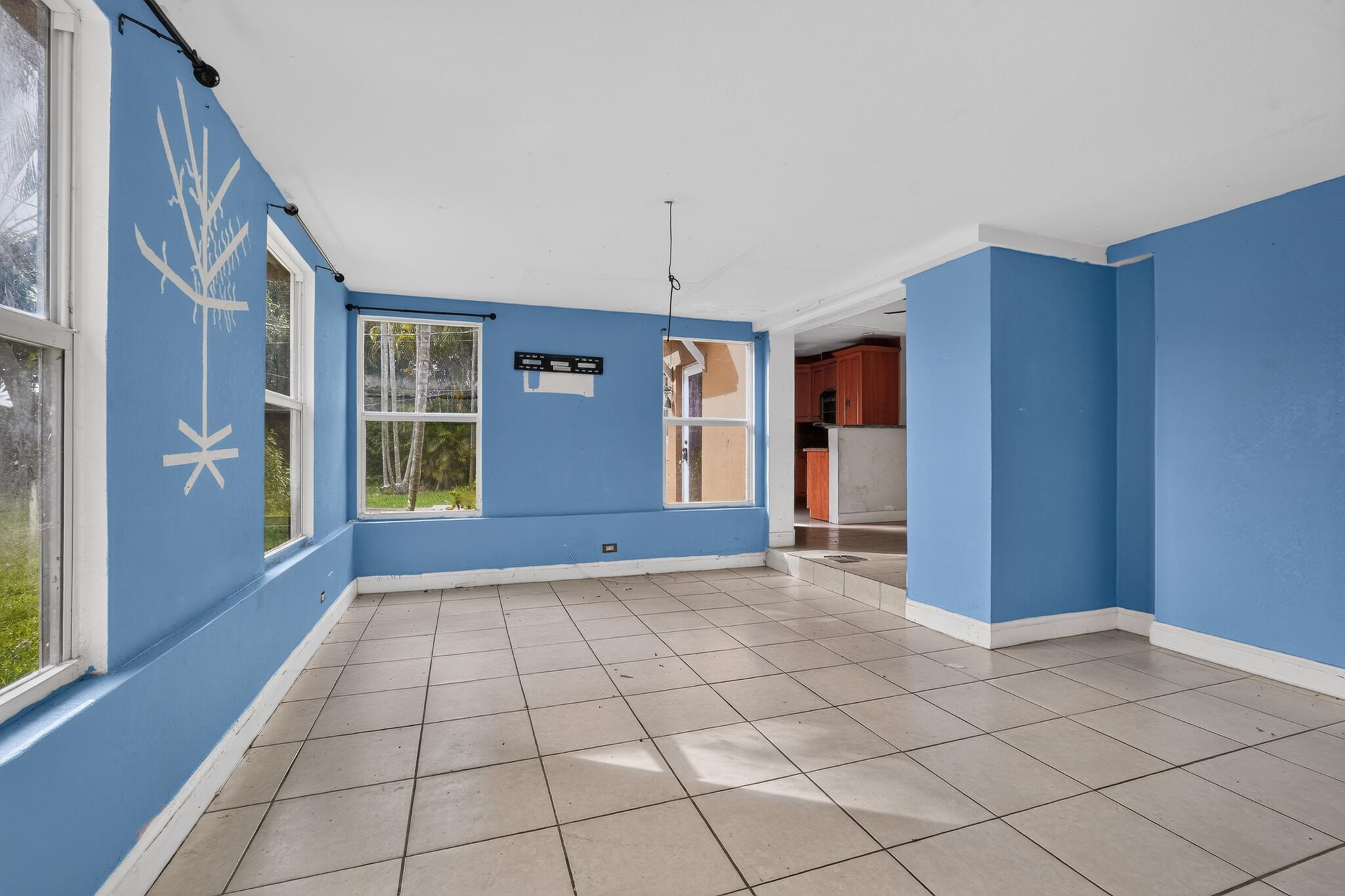 RICHMOND HEIGHTS - Residential