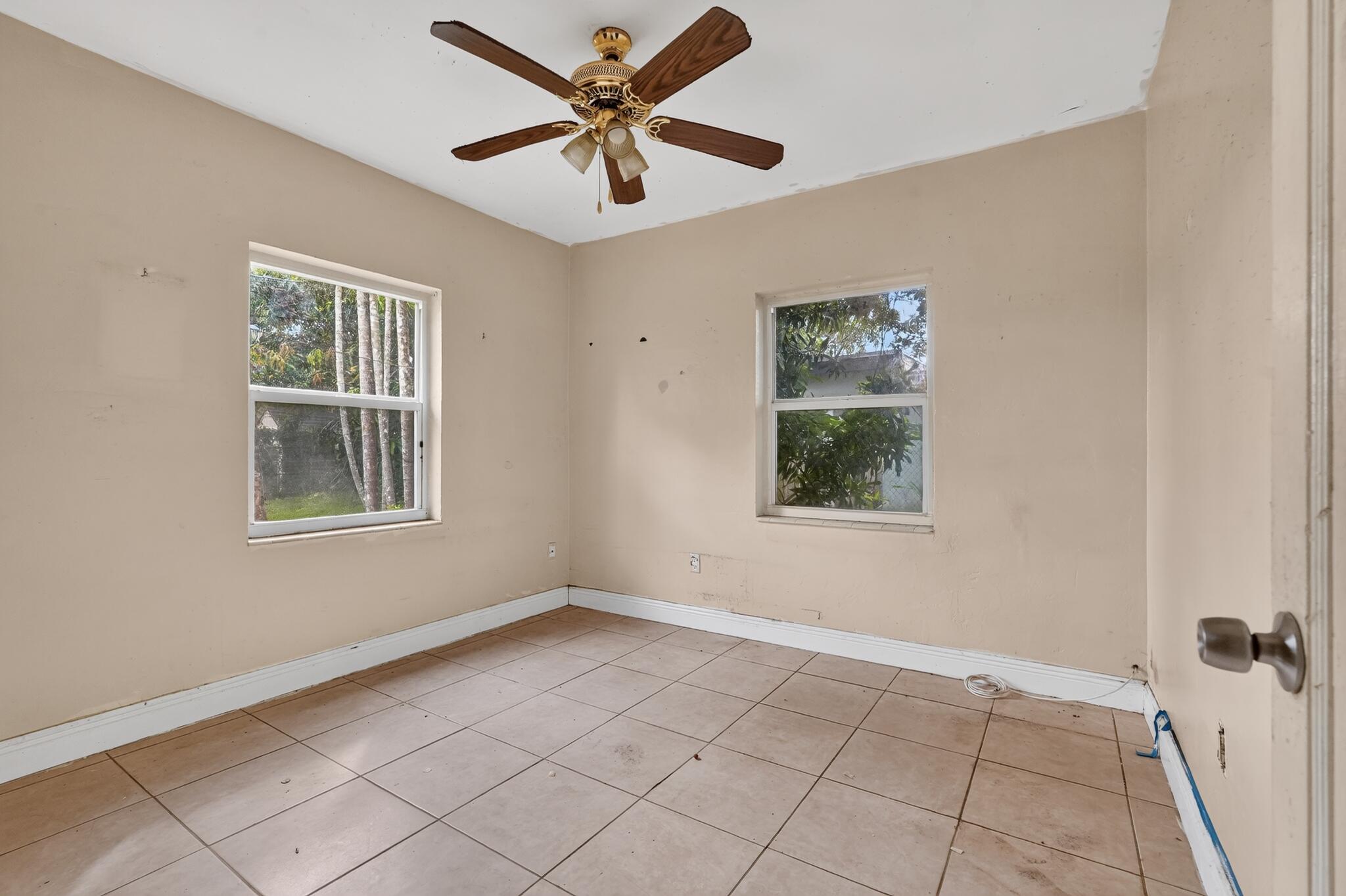 RICHMOND HEIGHTS - Residential